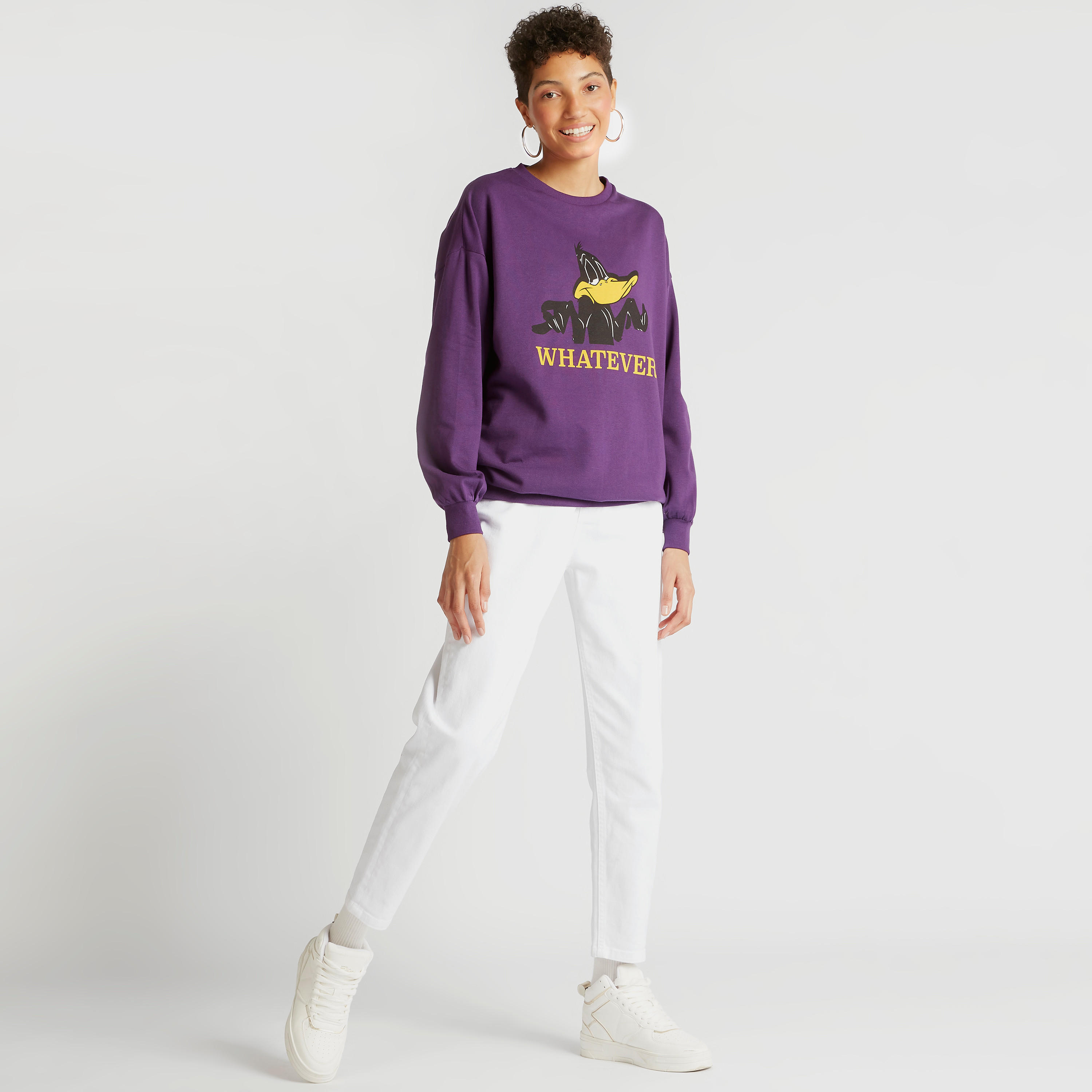 سويت شيرت بطبعة لوني تونز بياقة ضيقة وأكمام طويلة-women-winterwear-hoodiesandsweatshirts-sweatshirts-image-2
