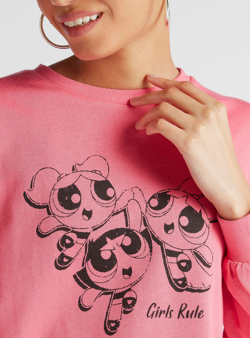 سويت شيرت بياقة ضيّقة وأكمام طويلة وطبعات فتيات القوة-women-winterwear-hoodiesandsweatshirts-sweatshirts-image-3