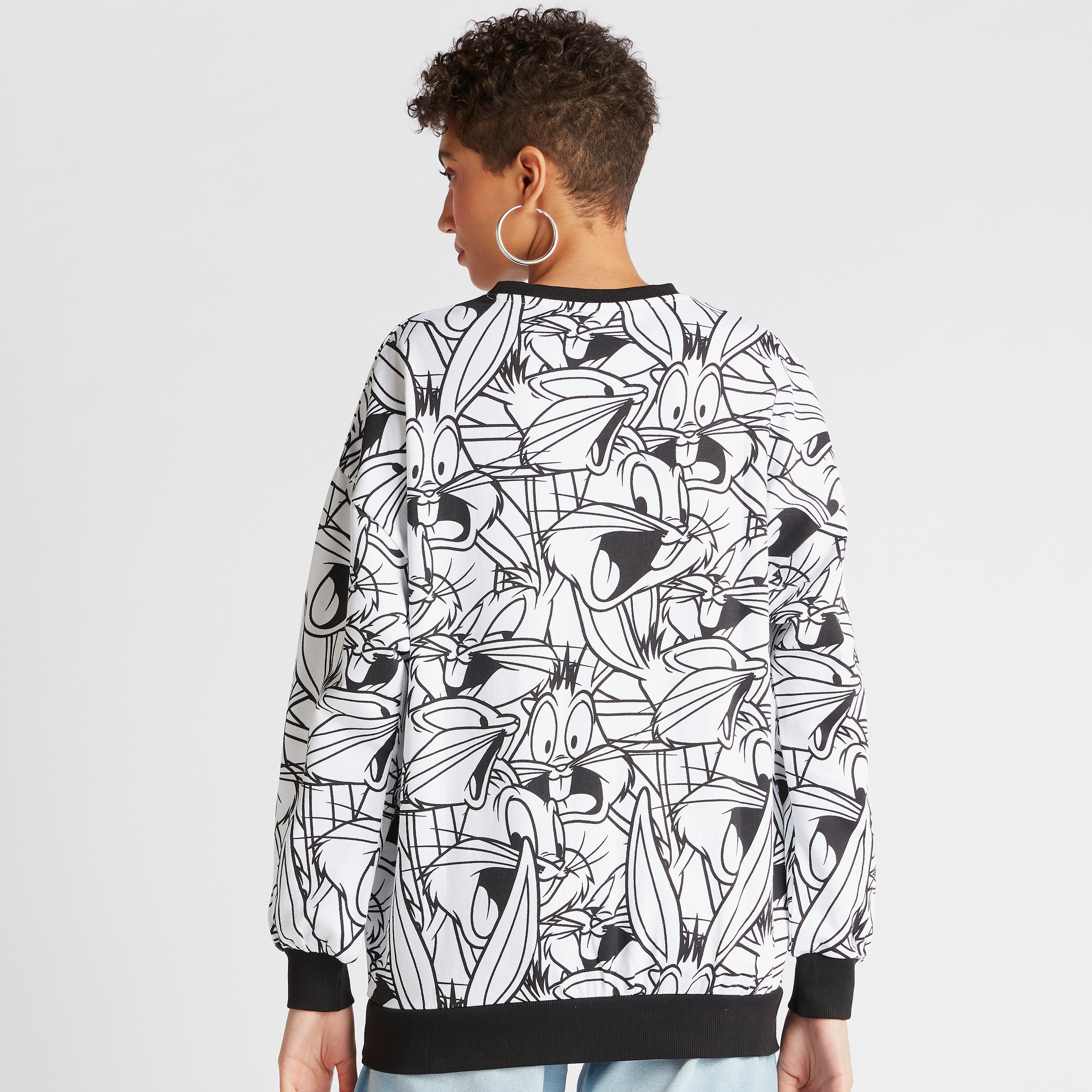 Bugs Bunny Print Sweatshirt with Crew Neck and Long Sleeves-women-winterwear-hoodiesandsweatshirts-sweatshirts-image-4