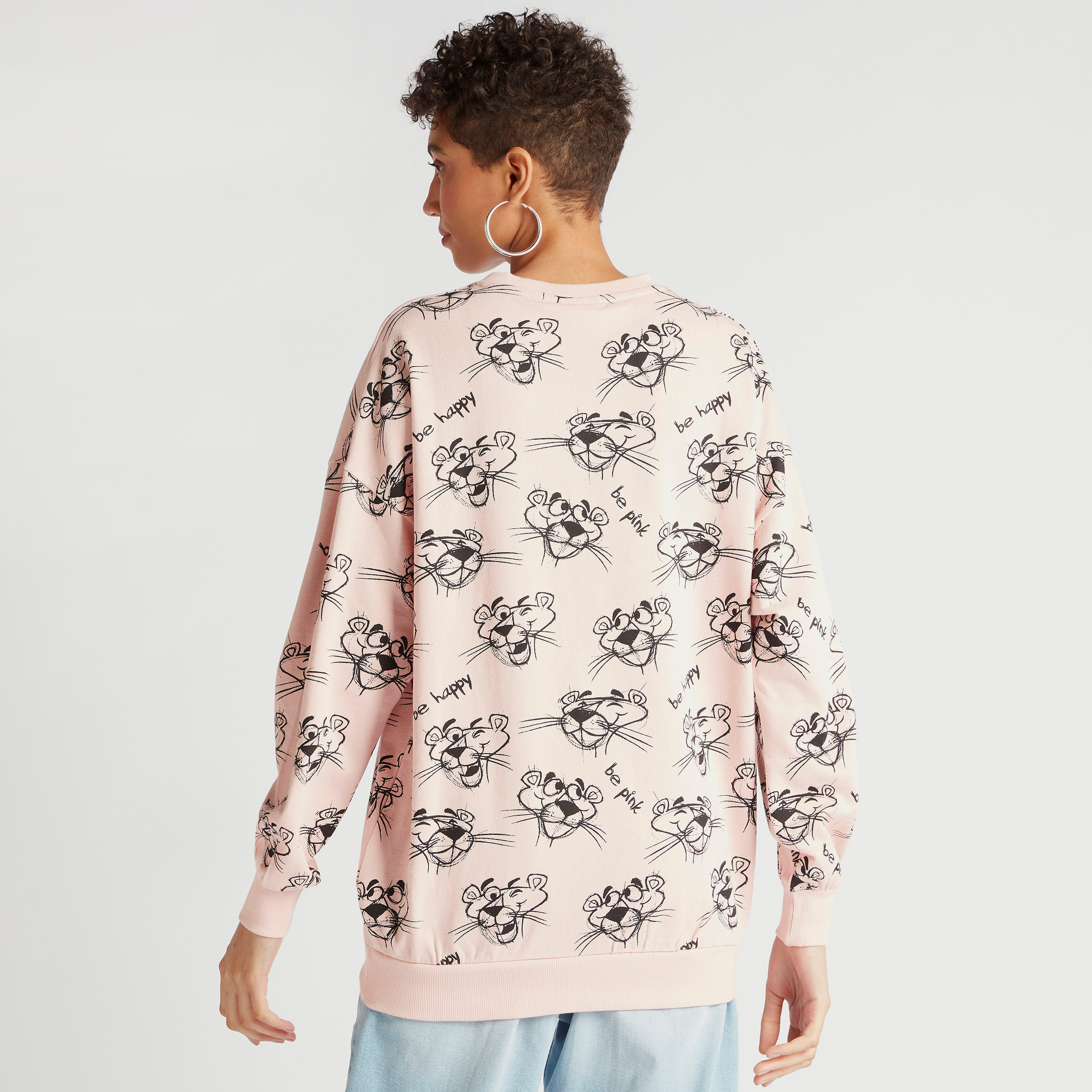 سويت شيرت بياقة ضيقة وأكمام طويلة وطبعات بينك بانثر-women-winterwear-hoodiesandsweatshirts-sweatshirts-image-4