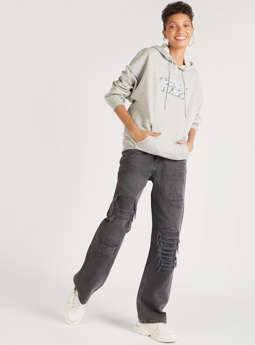 هودي بأكمام طويلة وجيب كانغر وطبعات لوني تيونز-women-winterwear-hoodiesandsweatshirts-hoodies-image-2