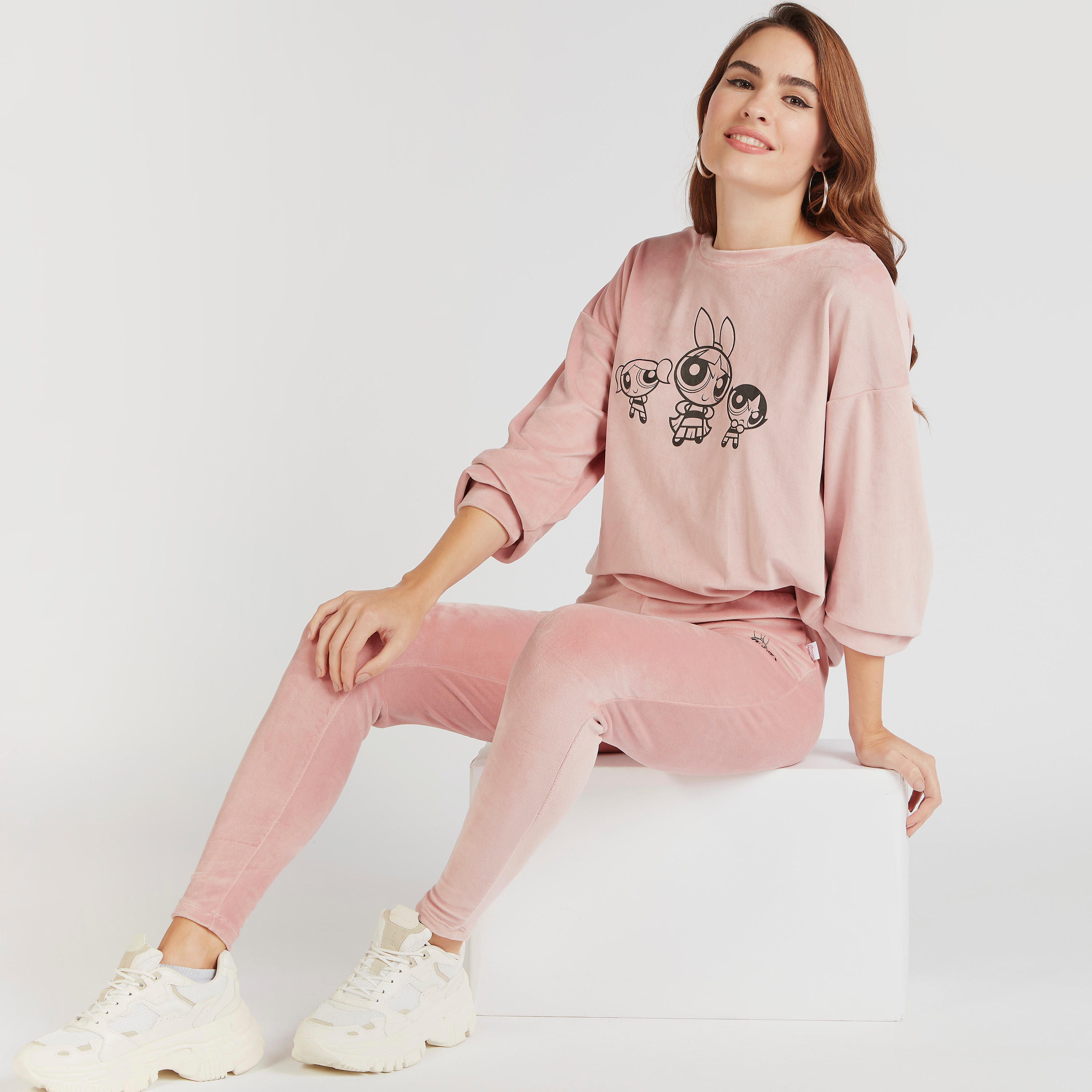 Power Puff Girls Print Crew Neck Sweatshirt with Long Sleeves-women-winterwear-hoodiesandsweatshirts-sweatshirts-image-5