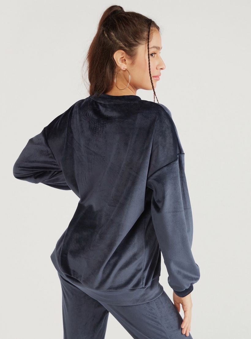 سويت شيرت بارز الملمس بياقة ضيقة وأكمام طويلة وتصميم بينك بانتر-women-winterwear-hoodiesandsweatshirts-sweatshirts-image-4