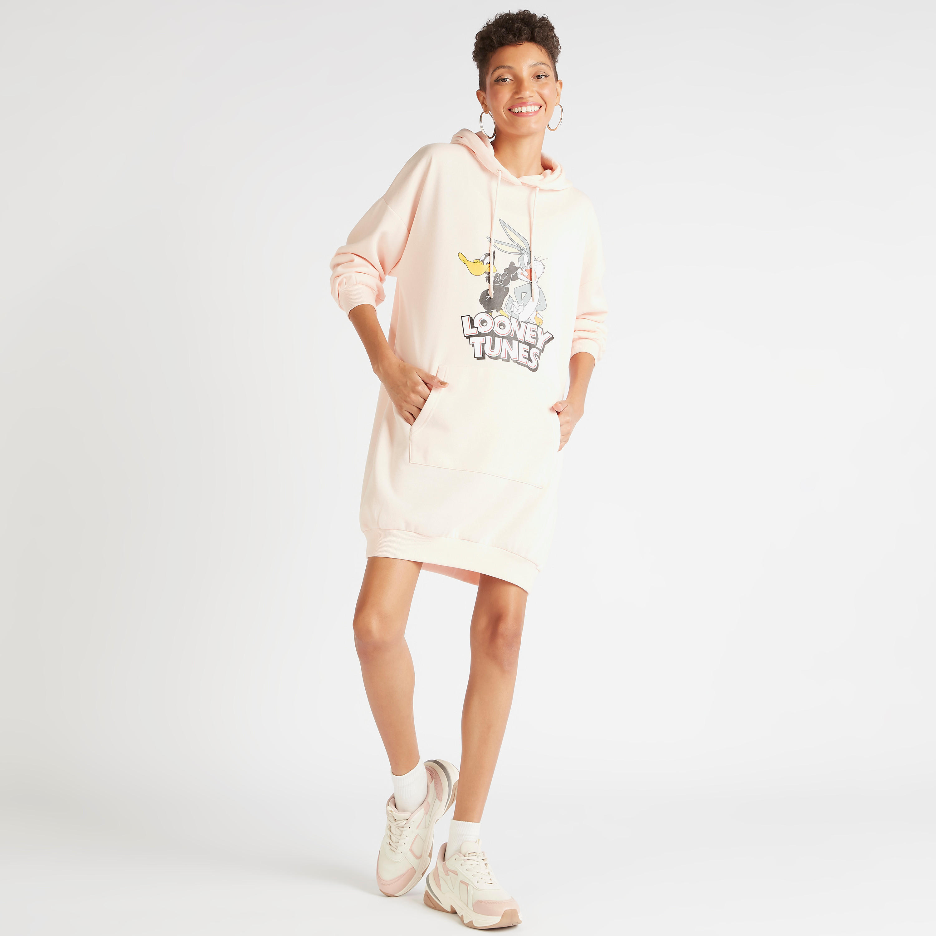 فستان جامبر بأكمام طويلة وطبعات لوني تيونز-women-clothing-dresses-image-2