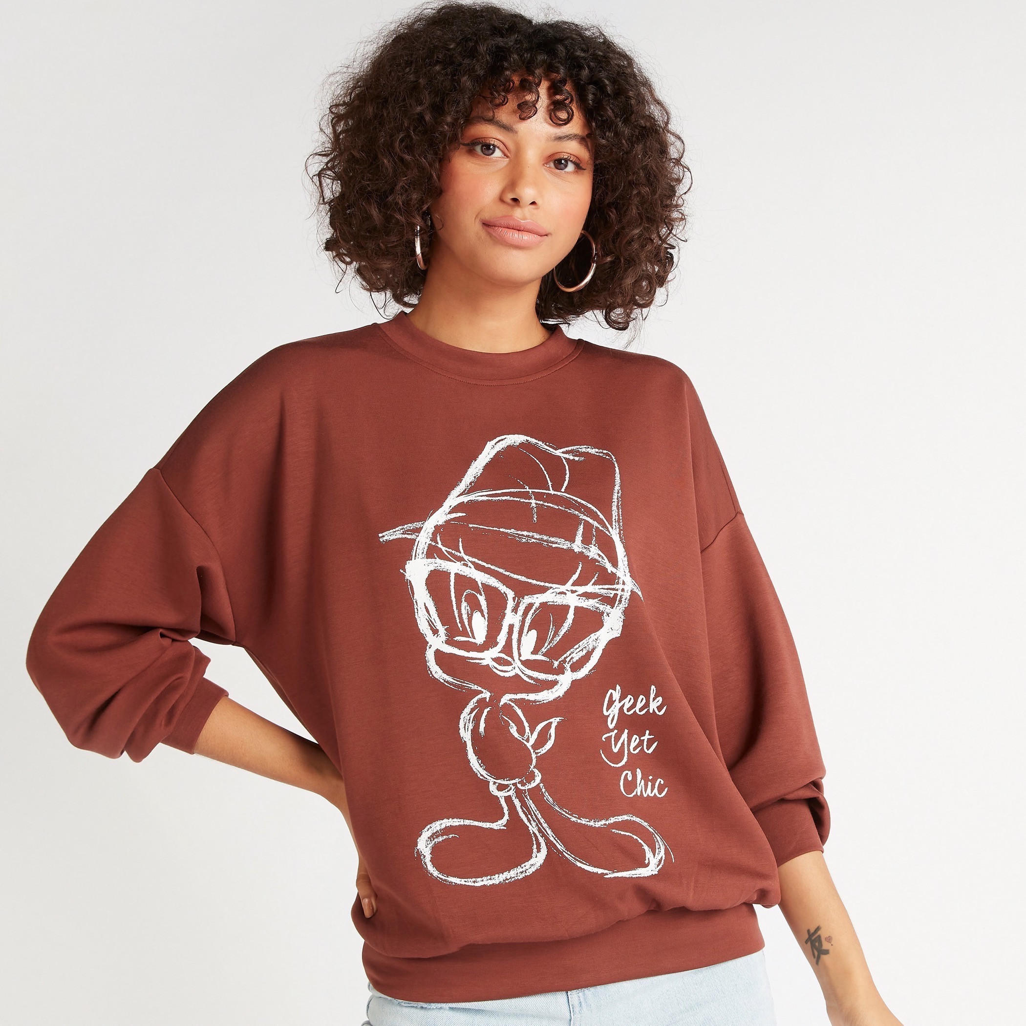 سويت شيرت بأكمام طويلة وياقة ضيّقة وطبعات تويتي-women-winterwear-hoodiesandsweatshirts-sweatshirts-image-5