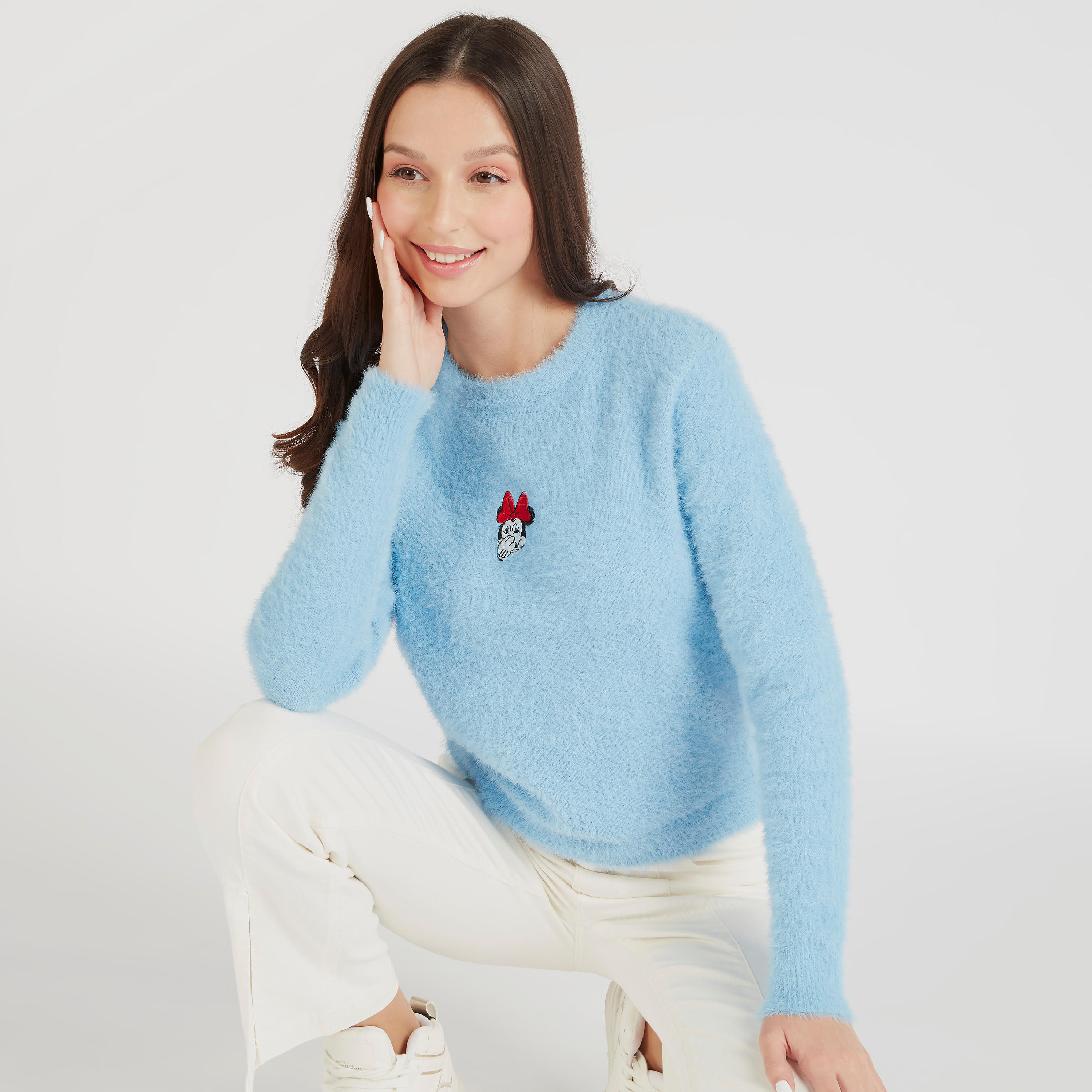 كنزة بطبعات ميني ماوس بارزة الملمس وياقة ضيقة وأكمام طويلة-women-clothing-cardigansandjumpers-jumpers-image-1