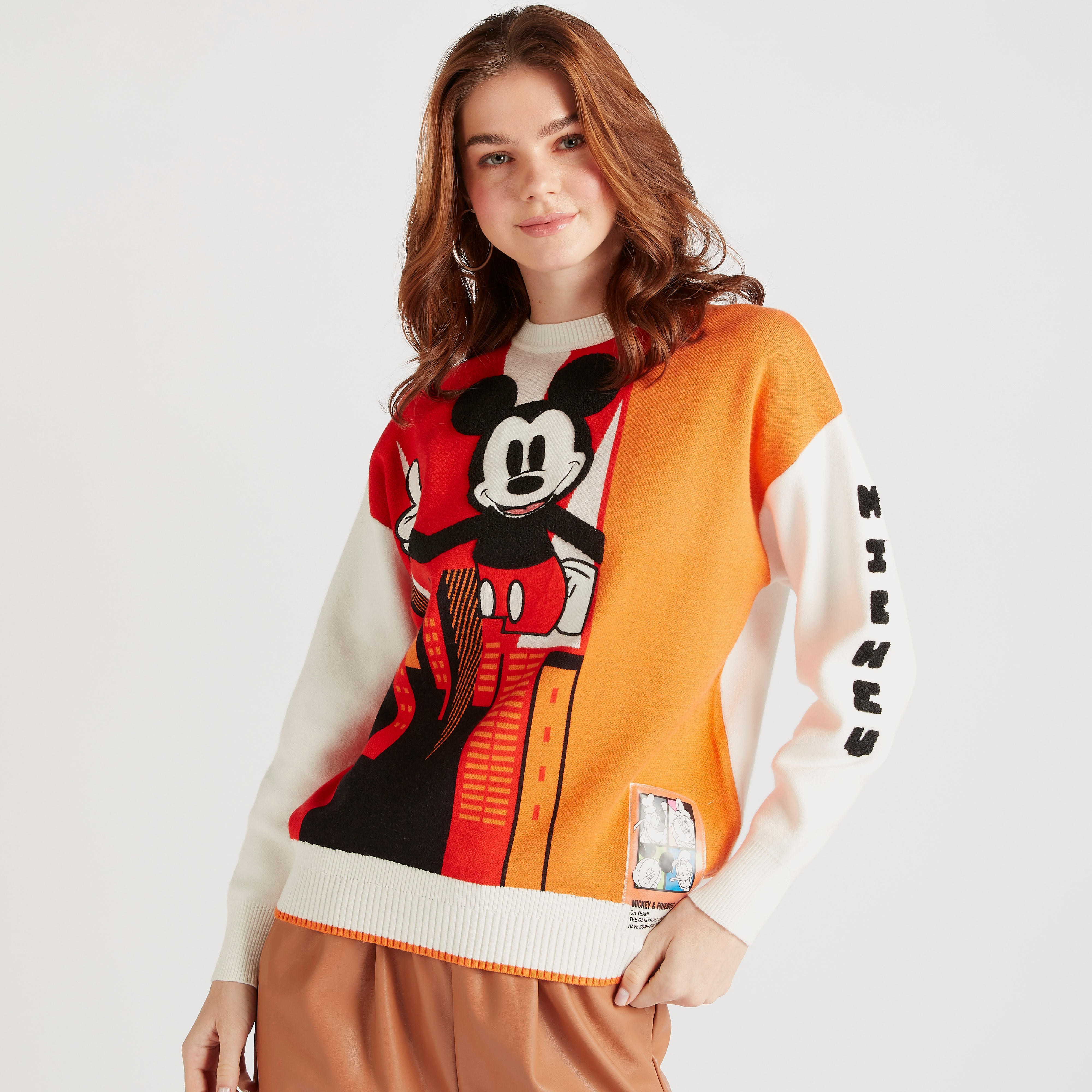 كنزة بارزة الملمس بياقة ضيقة وأكمام طويلة وتصميم ميكي ماوس-women-clothing-cardigansandjumpers-jumpers-image-1