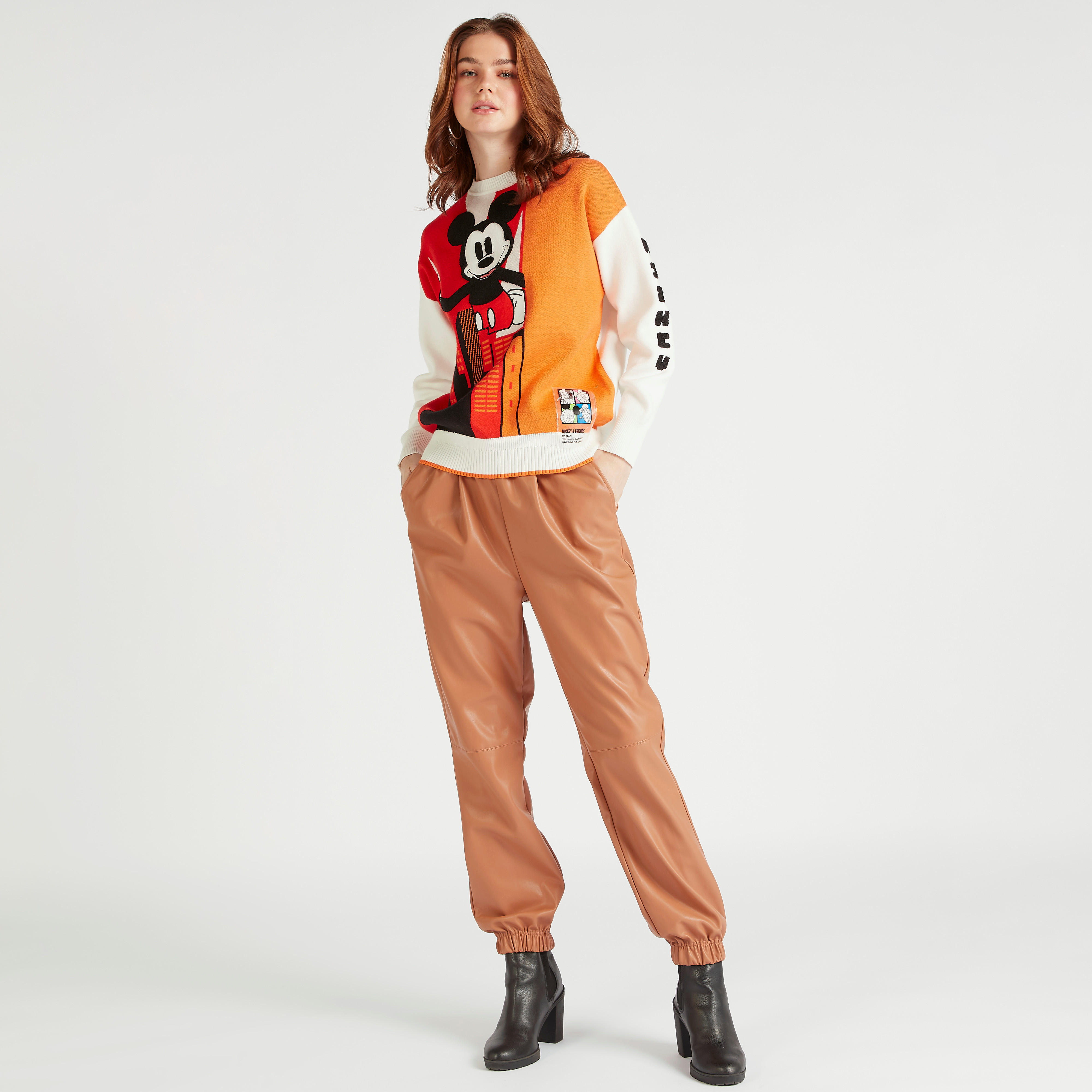 كنزة بارزة الملمس بياقة ضيقة وأكمام طويلة وتصميم ميكي ماوس-women-clothing-cardigansandjumpers-jumpers-image-2