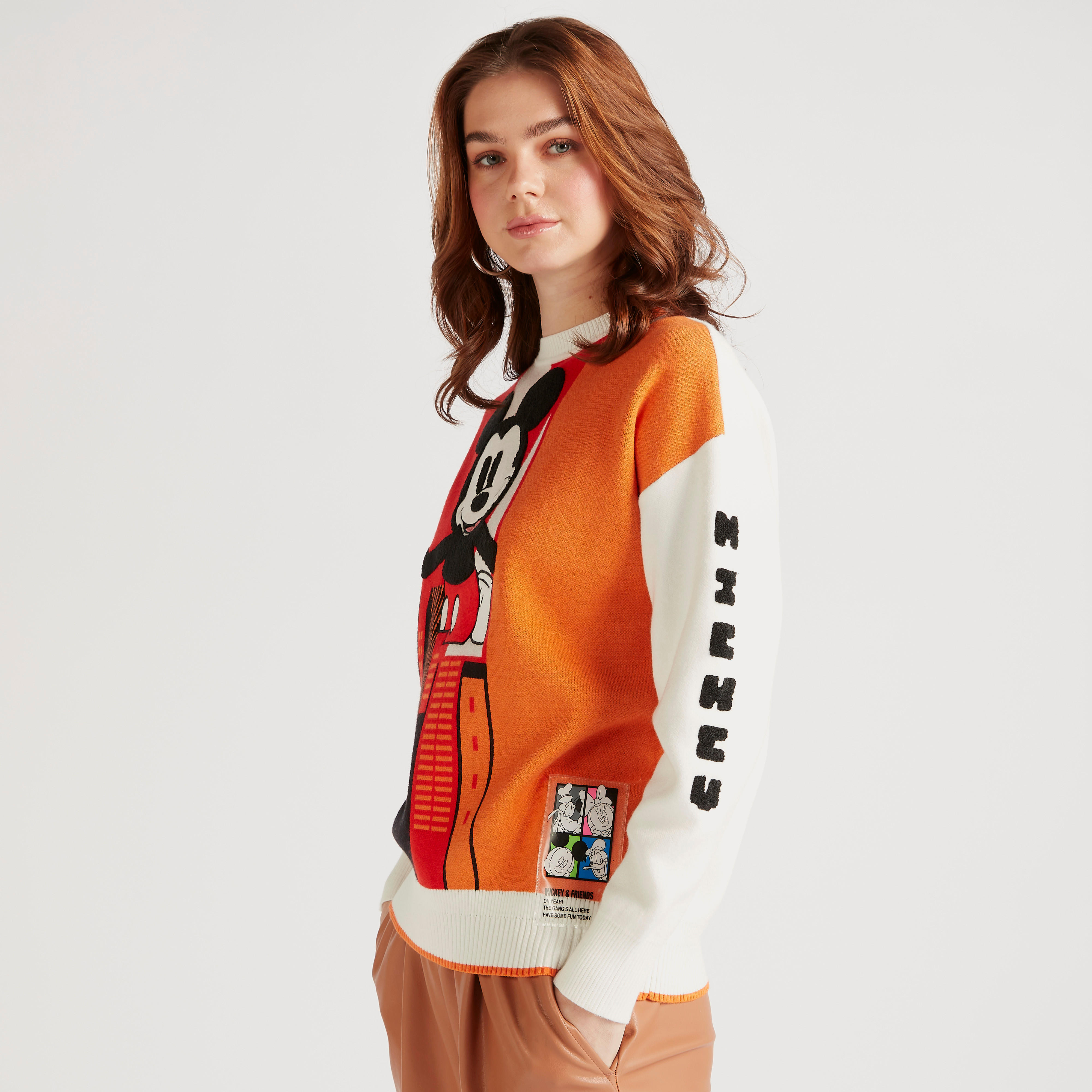 كنزة بارزة الملمس بياقة ضيقة وأكمام طويلة وتصميم ميكي ماوس-women-clothing-cardigansandjumpers-jumpers-image-6
