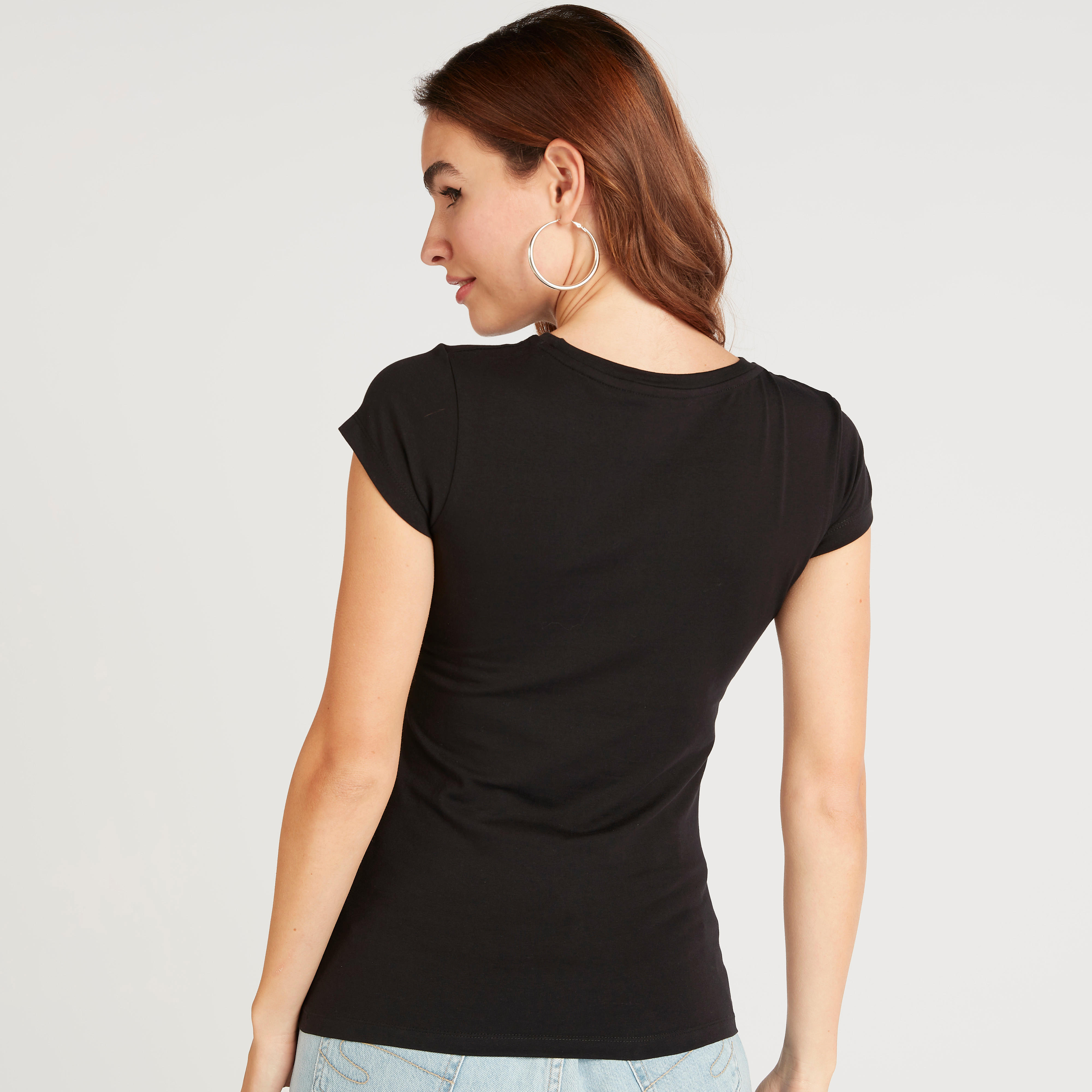 تيشيرت بياقة ضيّقة وأكمام كاب وطبعات توم آند جيري-women-clothing-tshirts-image-4