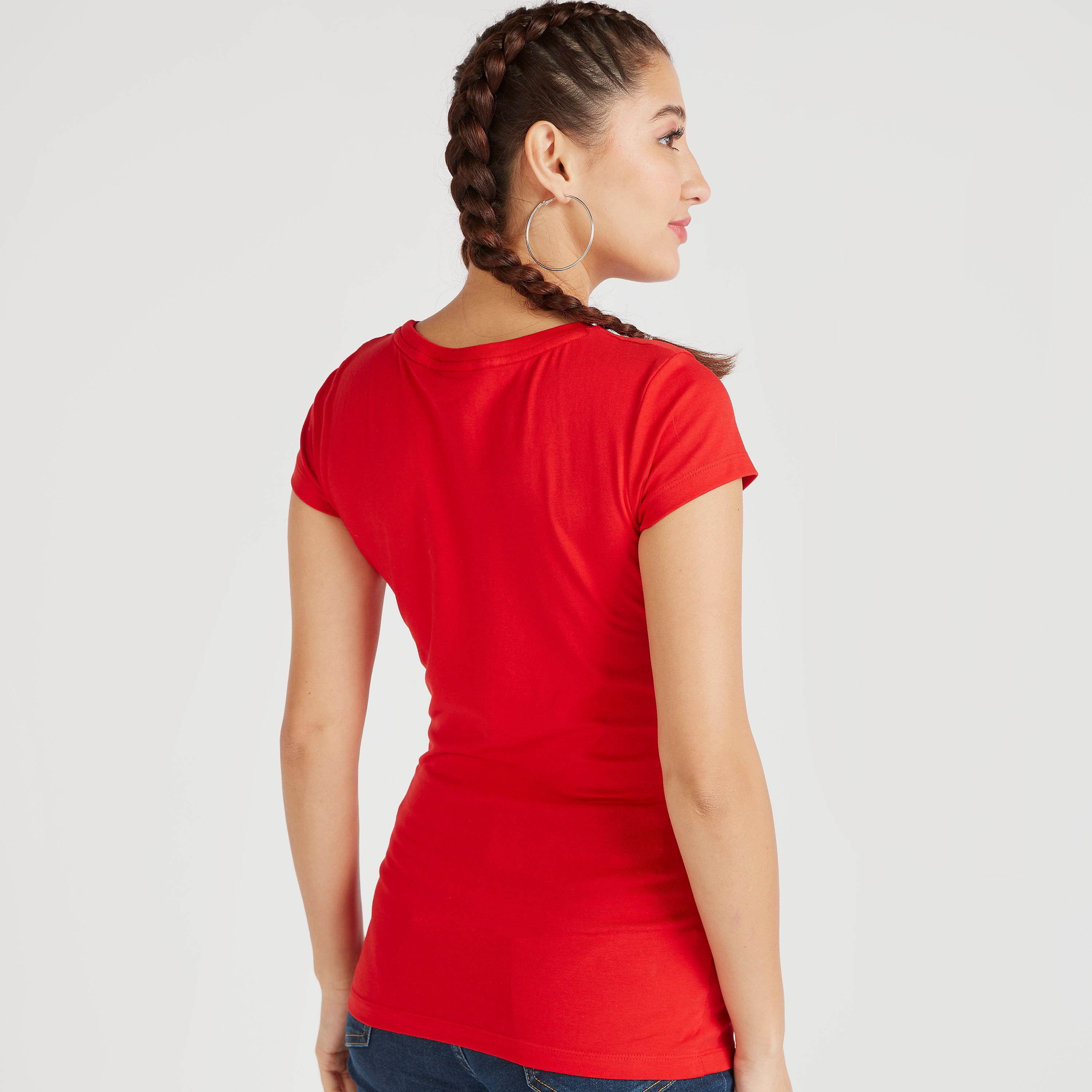 تيشيرت بياقة ضيّقة وأكمام كاب وطبعات تويتي-women-clothing-tshirts-image-4