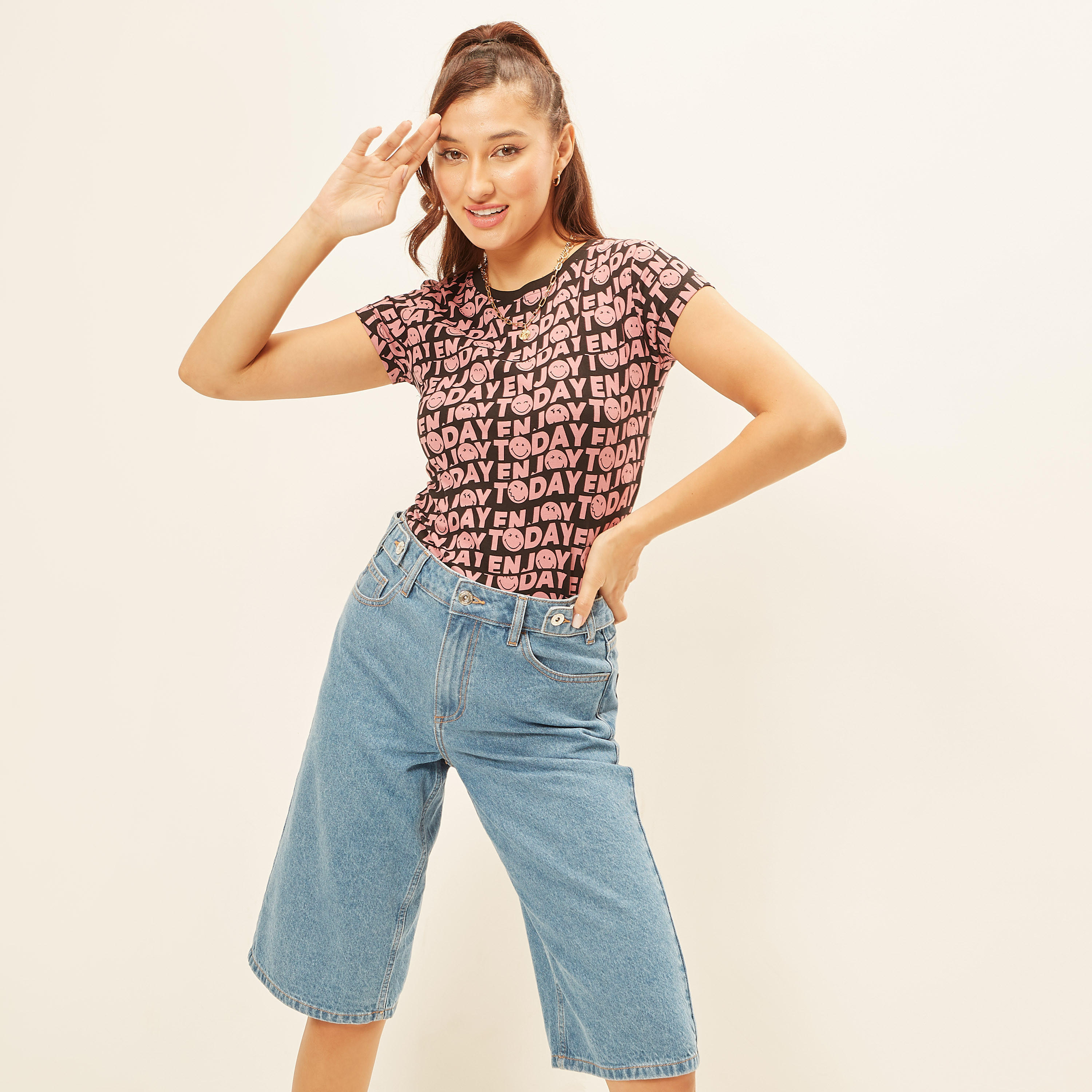 Printed Crew Neck T-shirt with Short Sleeves-women-clothing-tshirts-image-1