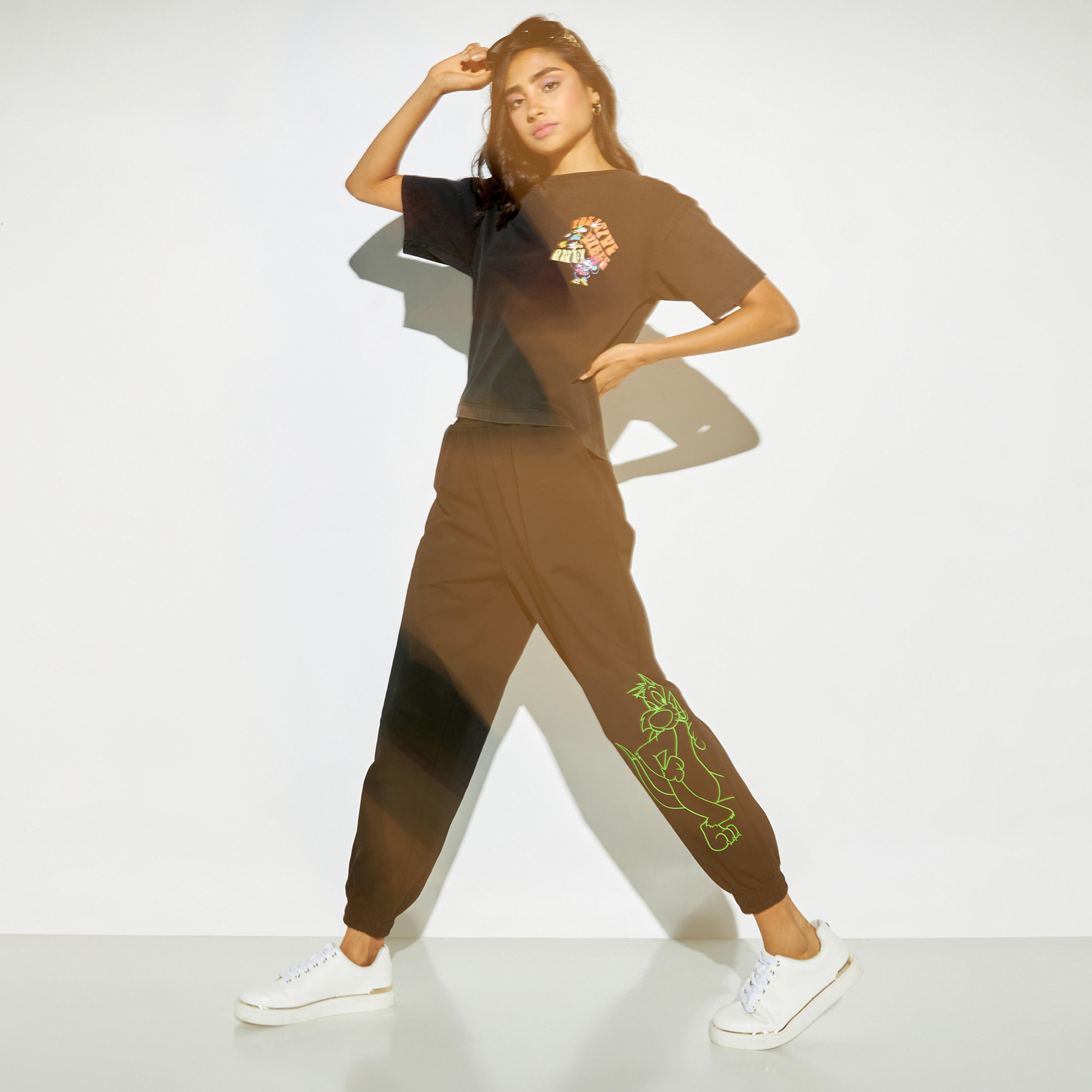 Sylvester and Tweety Print Baggy Joggers with Elasticated Waistband-women-clothing-bottoms-joggers-image-4