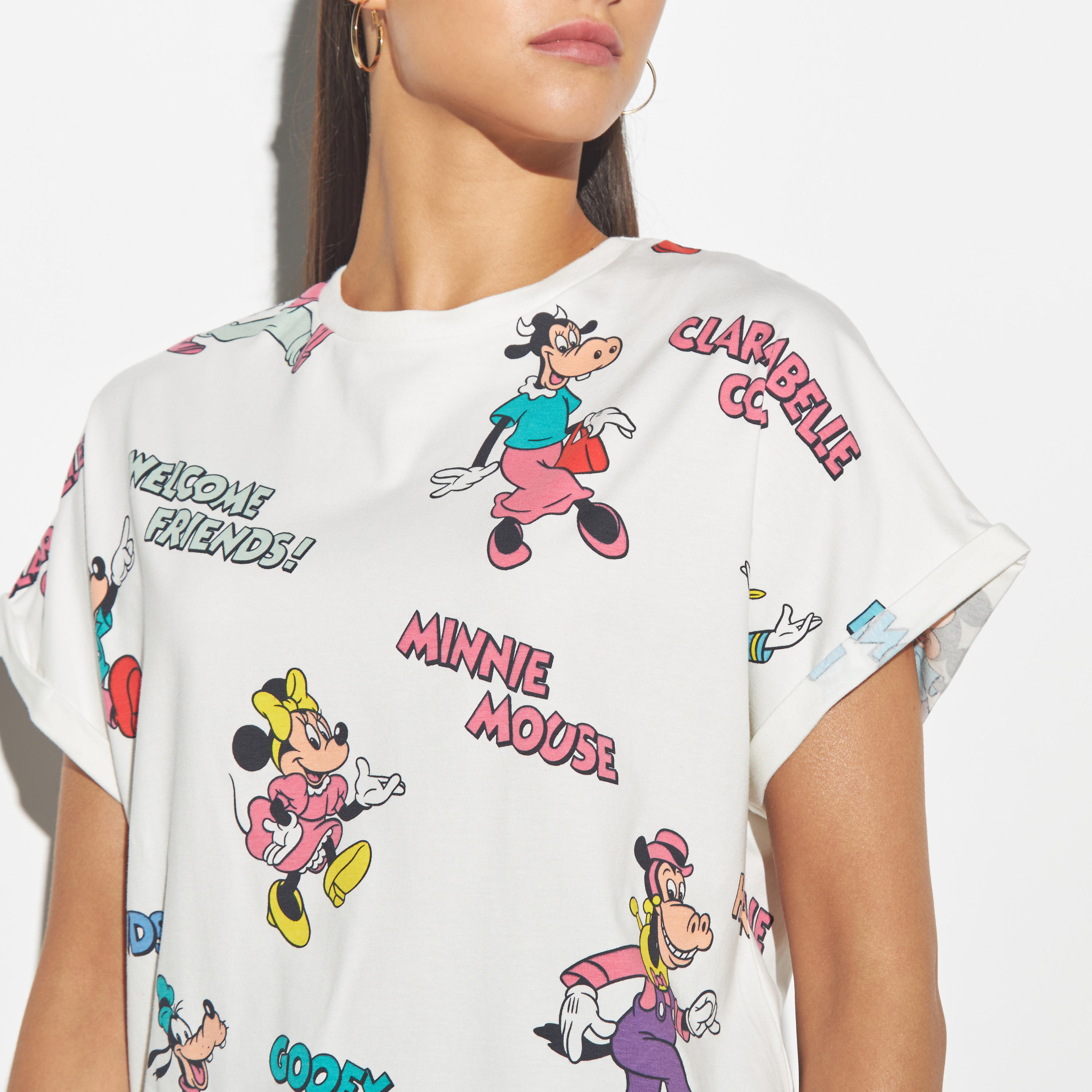 تيشيرت قصير بوكسي بياقة ضيقة وطبعات-women-clothing-tshirts-image-3