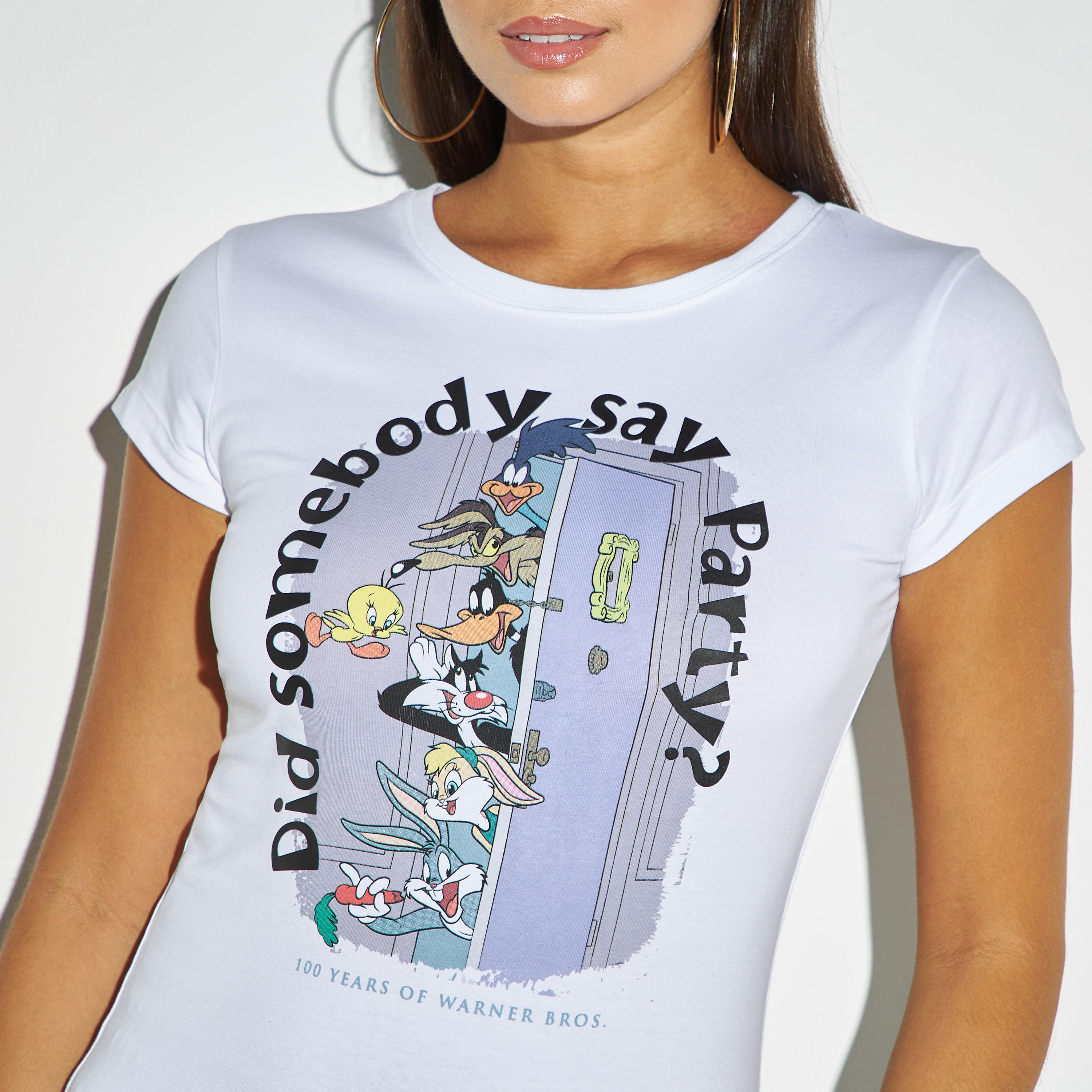 تيشيرت بياقة مستديرة وأكمام كاب وطبعات-women-clothing-tshirts-image-4