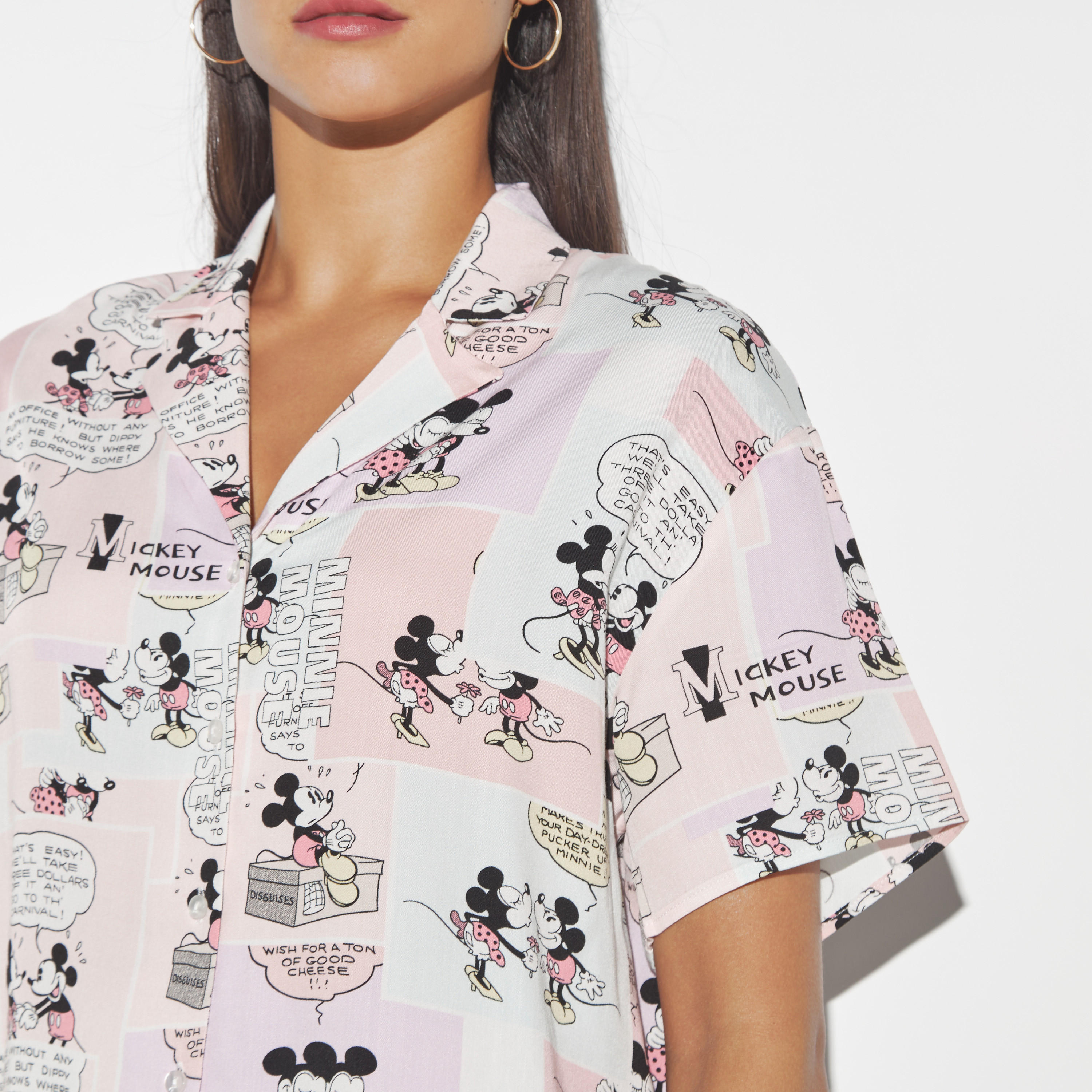 قميص بأكمام قصيرة وياقة كامب وطبعات-women-clothing-shirtsandblouses-shirts-image-3