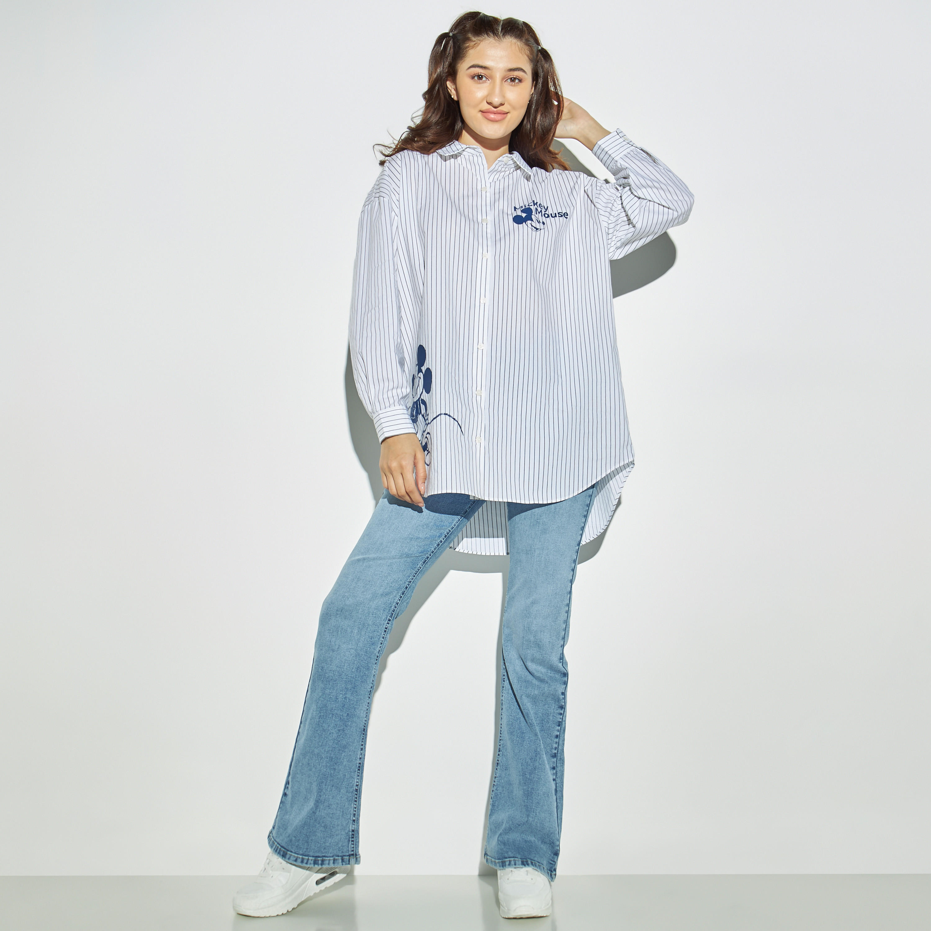 قميص واسع بأكمام طويلة وطبعات ميكي ماوس-women-clothing-shirtsandblouses-shirts-image-2