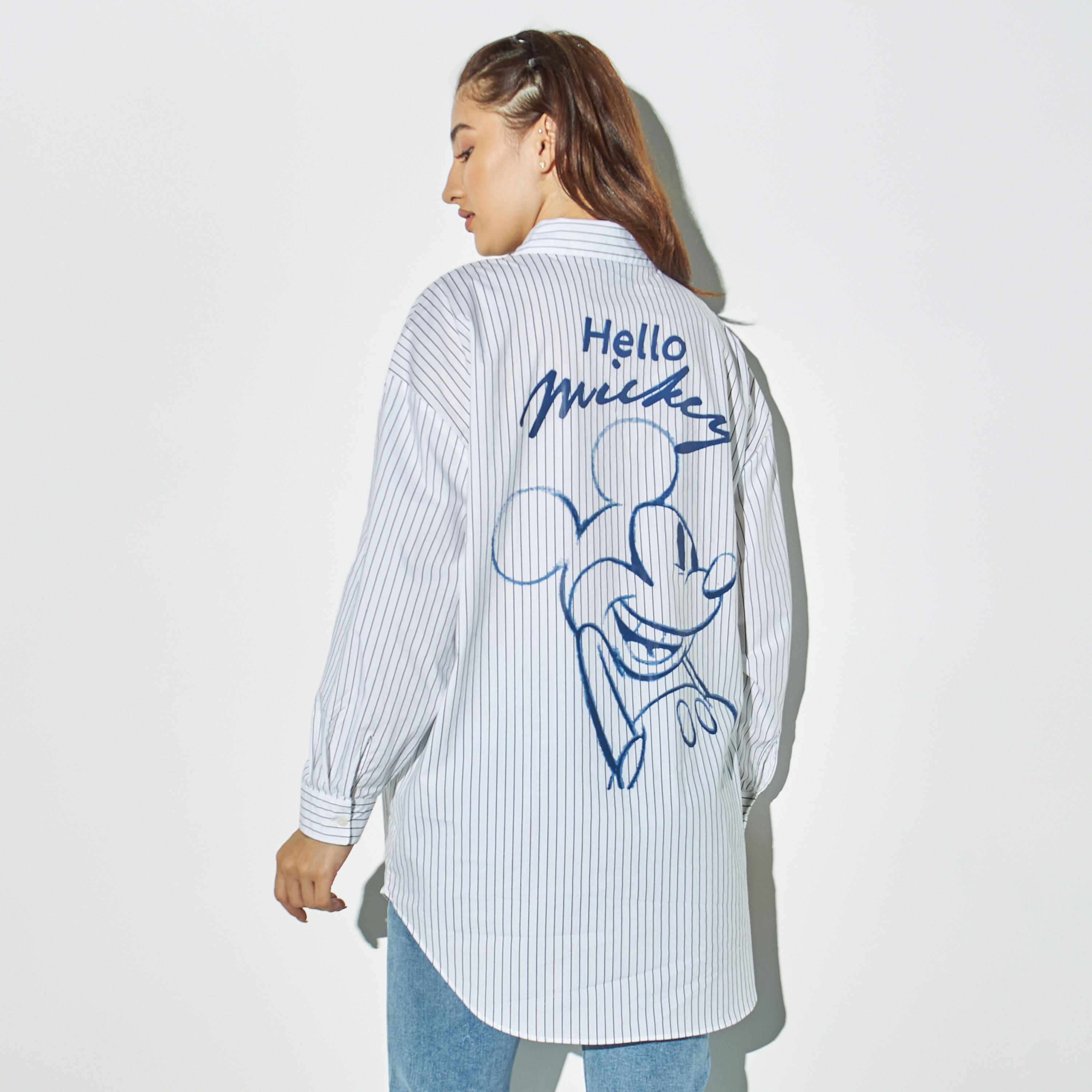 قميص واسع بأكمام طويلة وطبعات ميكي ماوس-women-clothing-shirtsandblouses-shirts-image-3