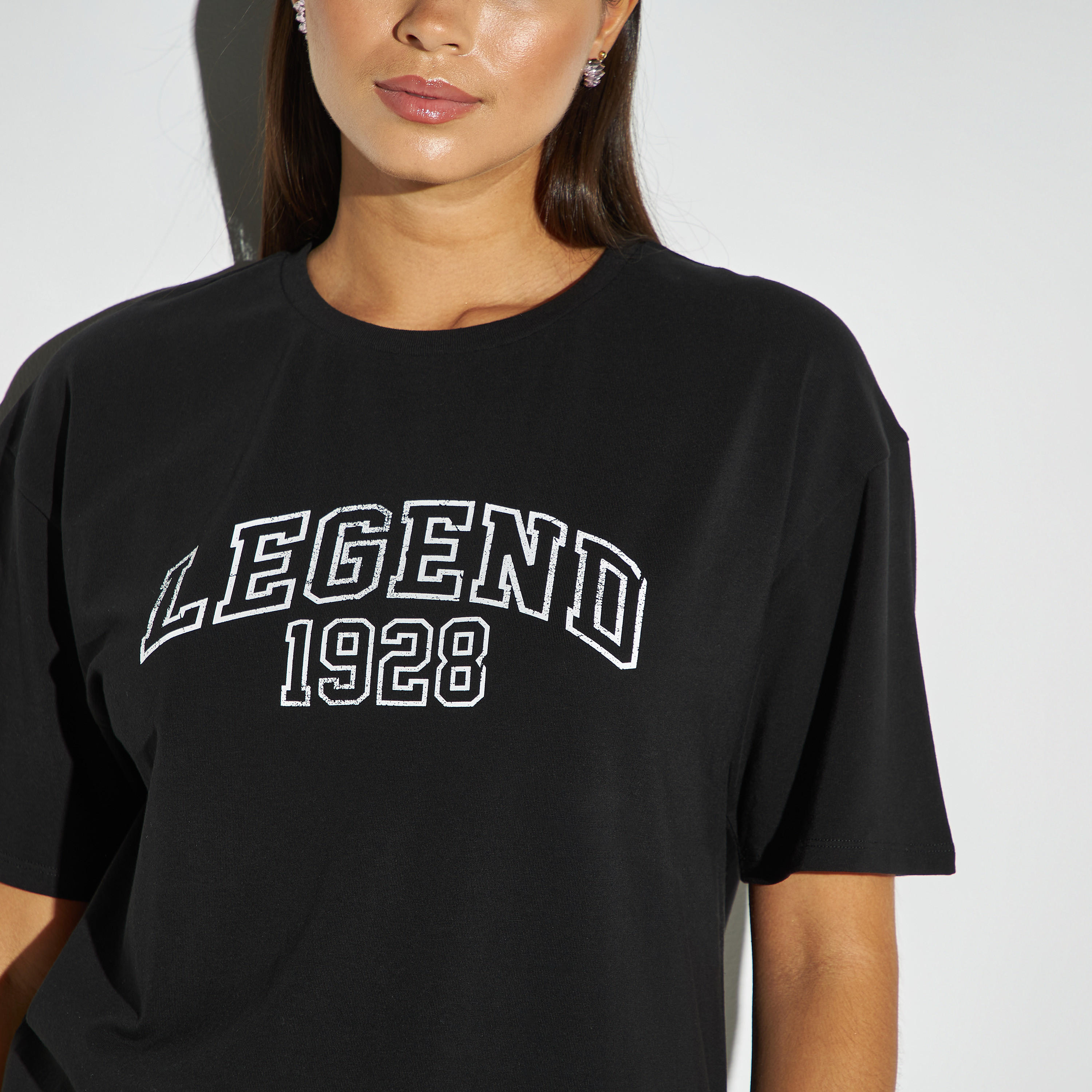 تيشيرت طويل بأكمام منسدلة وطبعات ميكي ماوس-women-clothing-tshirts-image-4