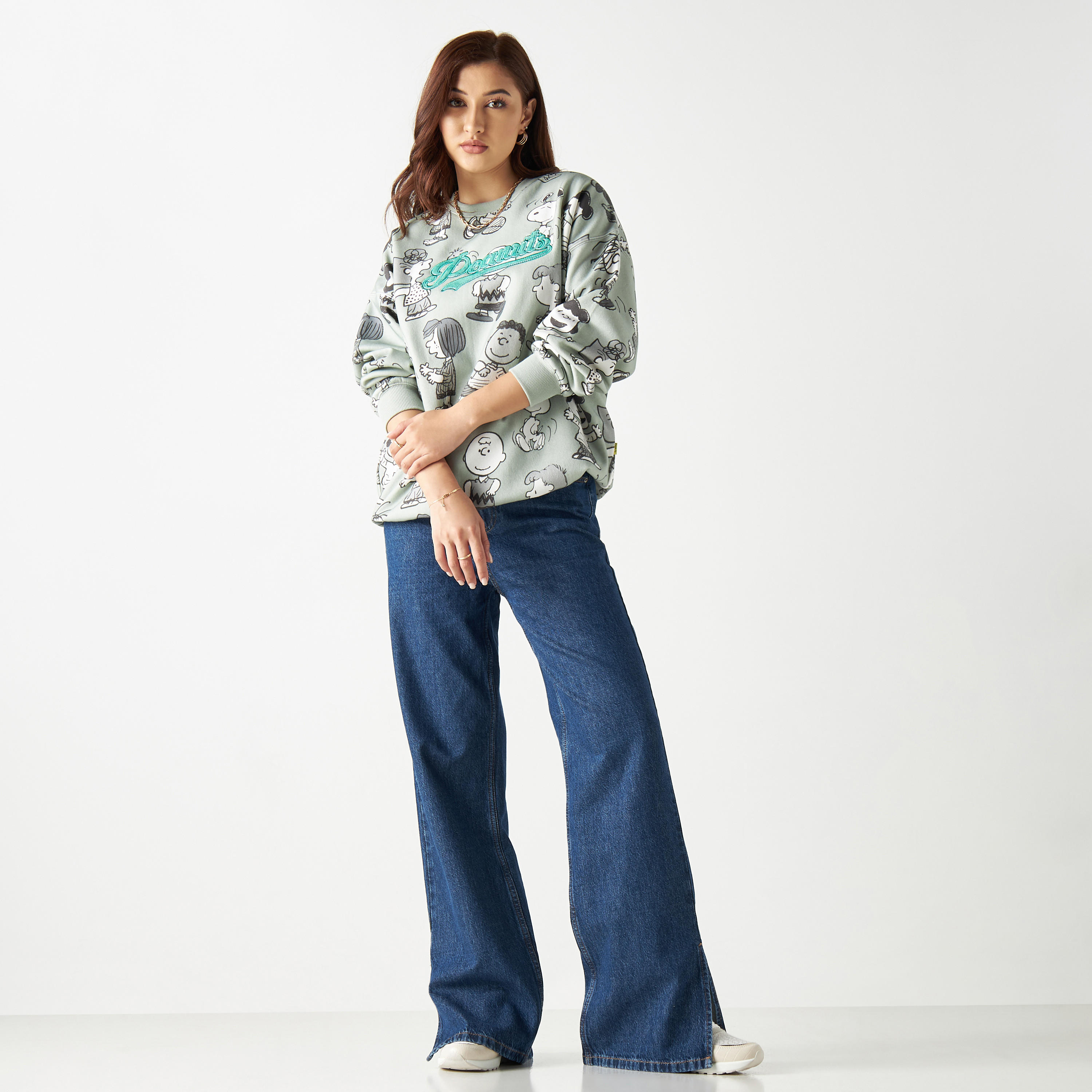 Peanuts Print Crew Neck Sweatshirt with Drop Shoulder Sleeves-women-winterwear-hoodiesandsweatshirts-sweatshirts-image-2