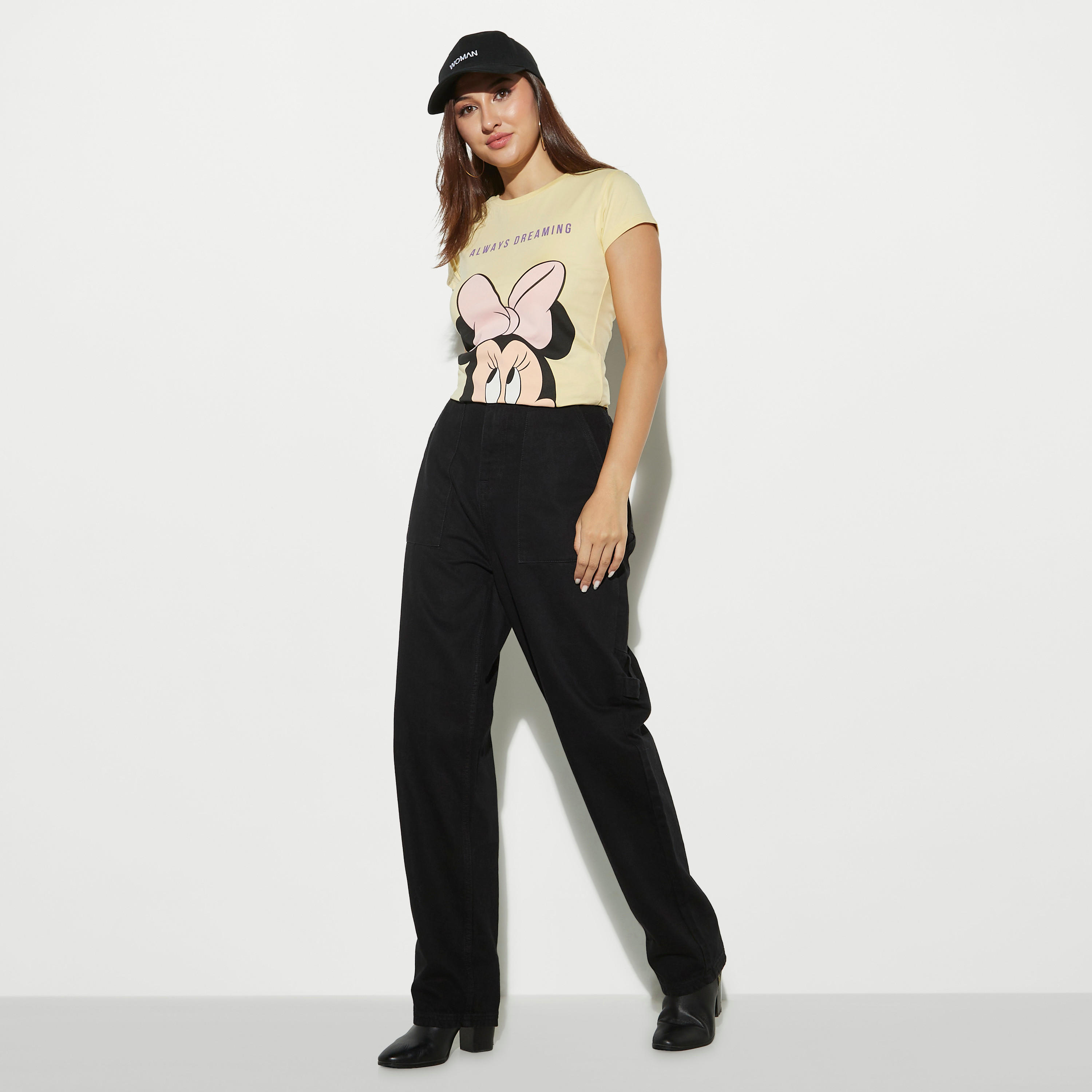 تيشيرت بياقة ضيّقة وأكمام كاب وطبعات ميني ماوس-women-clothing-tshirts-image-2