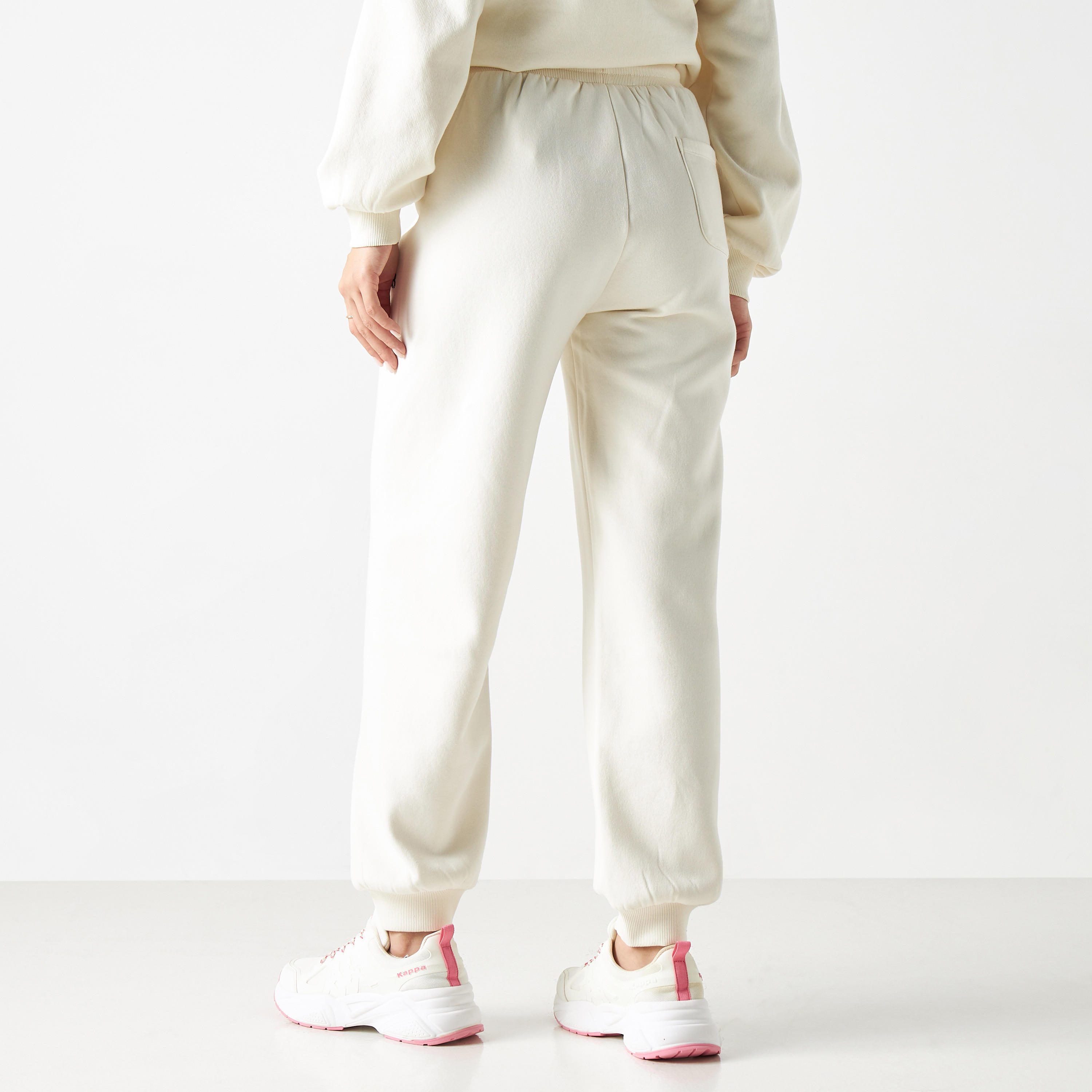 بنطلون رياضي بجيوب وخصر مطاطي وطبعات غارفيلد-women-clothing-bottoms-joggers-image-3