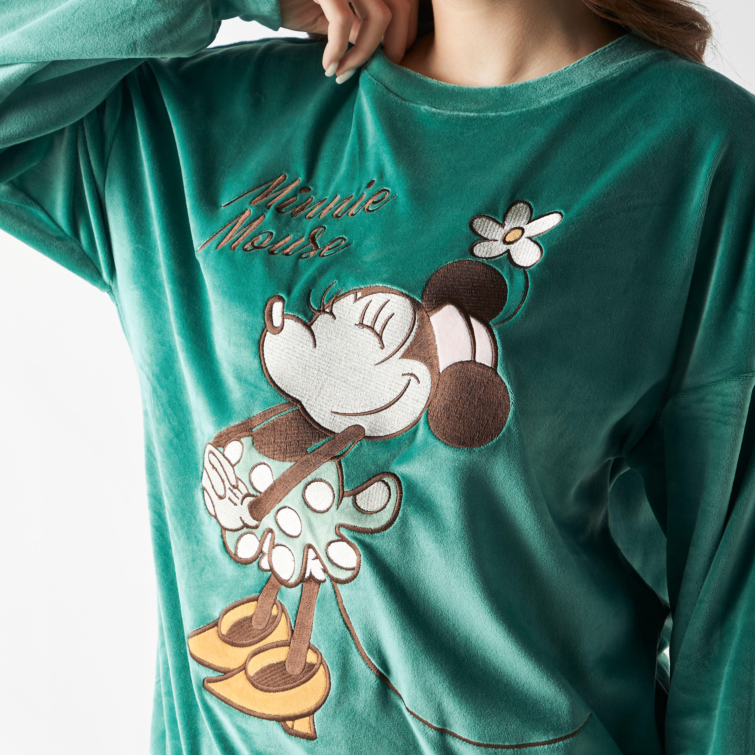 سويت شيرت قطيفة بياقة ضيقة وأكمام بأكتاف منسدلة وتطريز ميني ماوس-women-winterwear-hoodiesandsweatshirts-sweatshirts-image-4