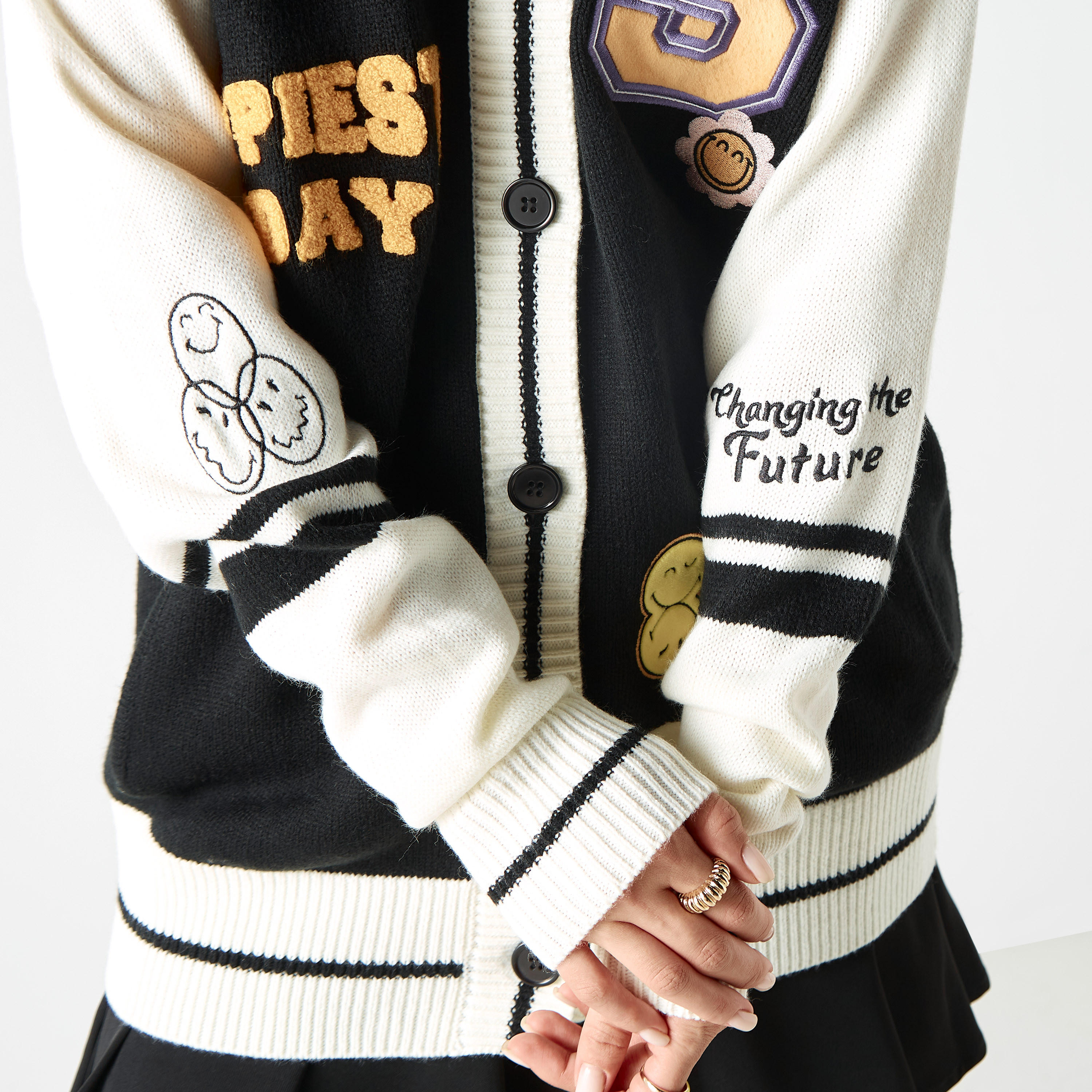 كارديجان مقاس واسع مزيّن-women-winterwear-cardigansandjumpers-cardigans-image-5