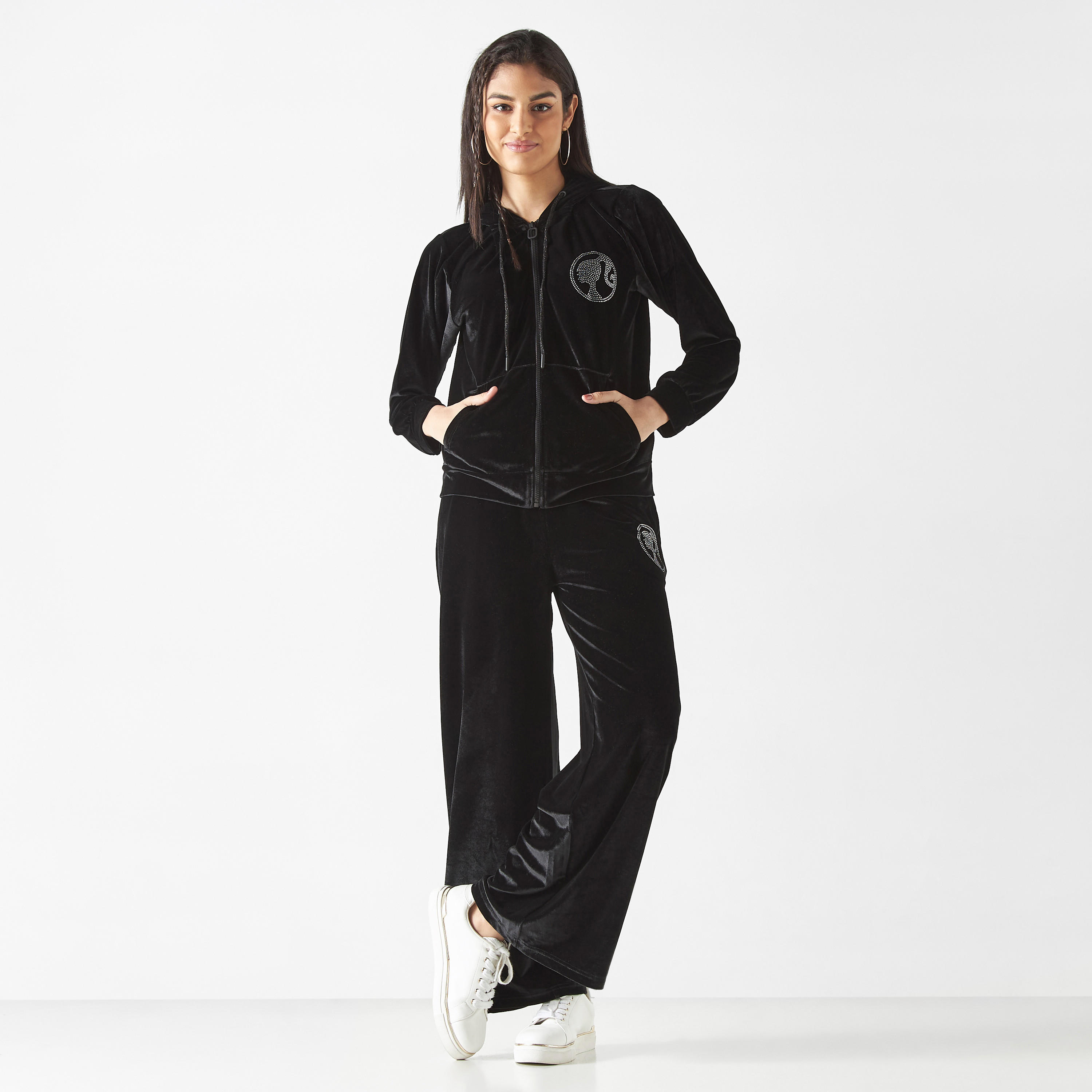 هودي بسحاب وجيب كنغر وتزيينات باربي-women-winterwear-hoodiesandsweatshirts-hoodies-image-2
