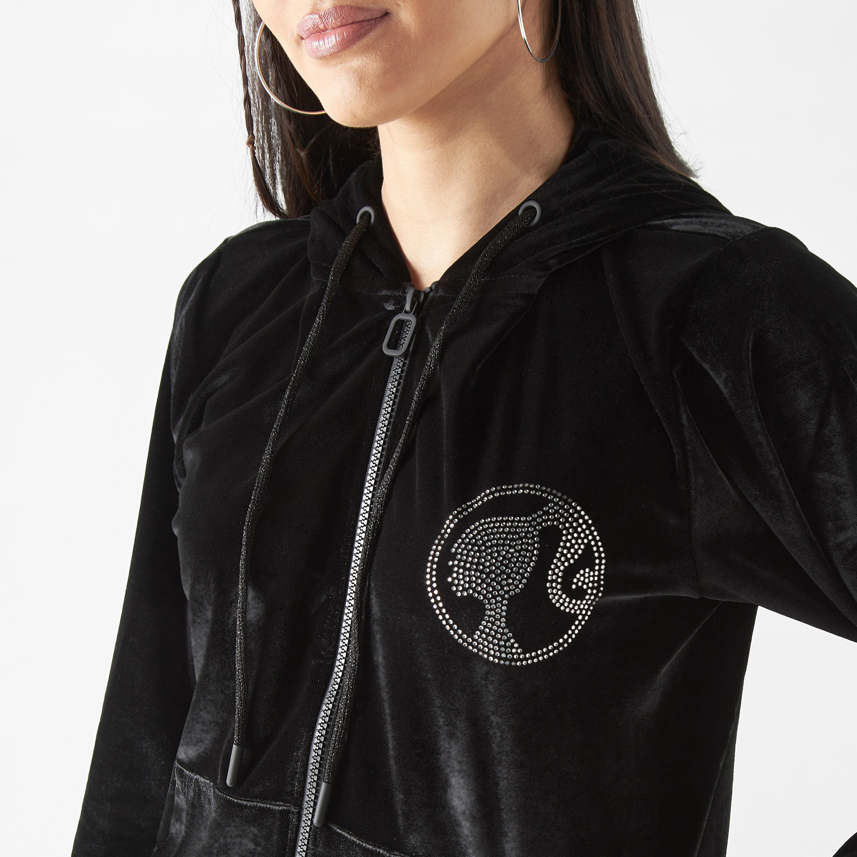 هودي بسحاب وجيب كنغر وتزيينات باربي-women-winterwear-hoodiesandsweatshirts-hoodies-image-4