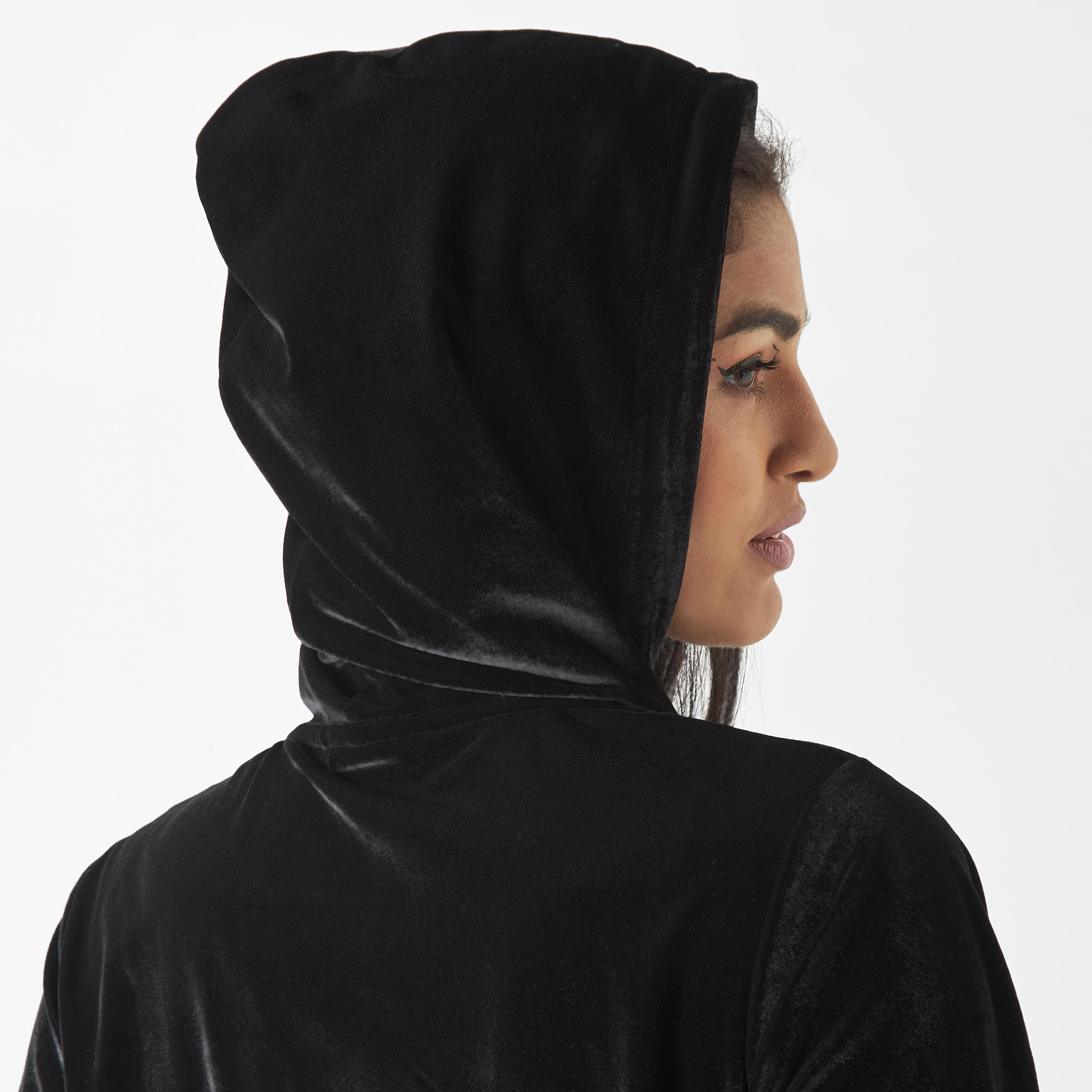 هودي بسحاب وجيب كنغر وتزيينات باربي-women-winterwear-hoodiesandsweatshirts-hoodies-image-5