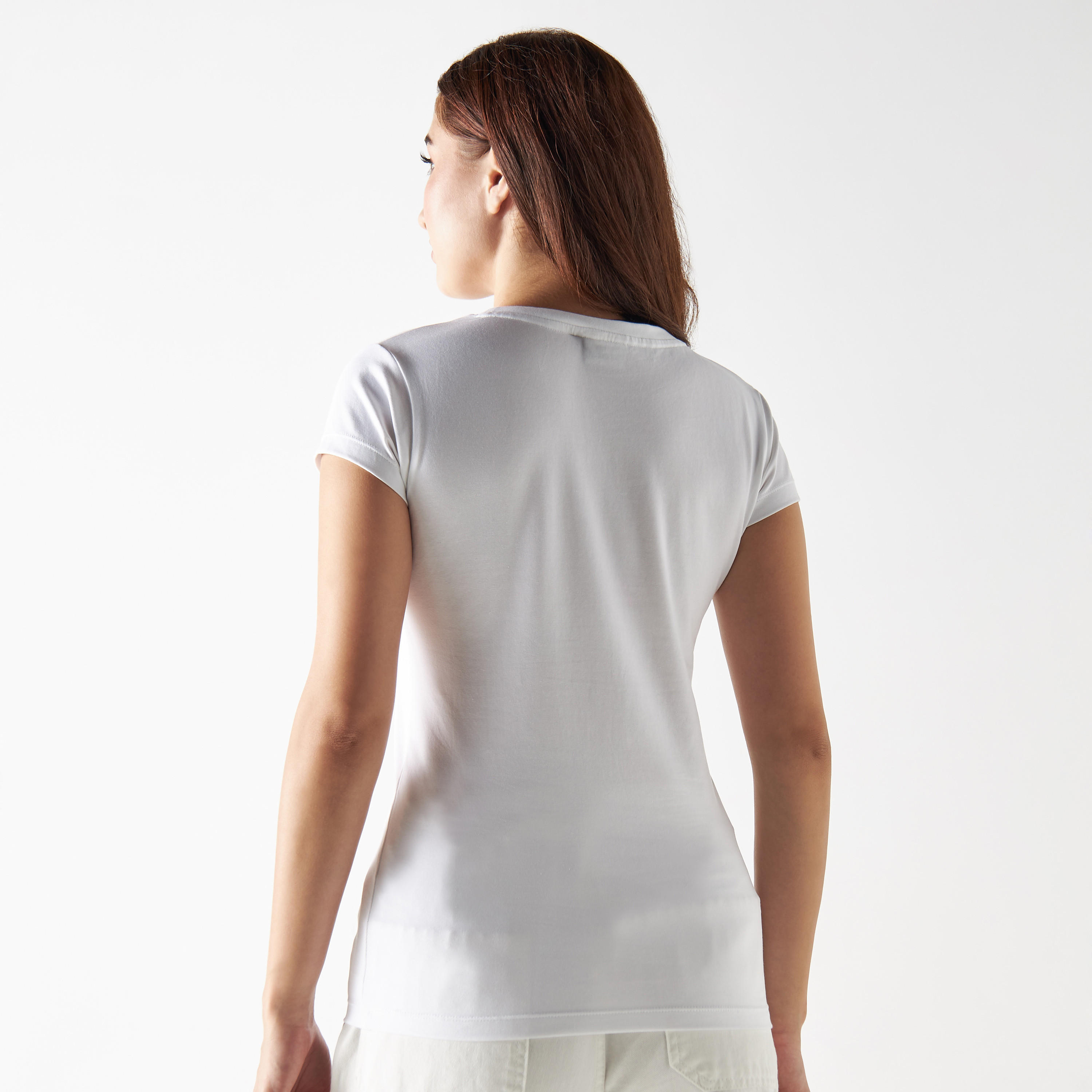 تيشيرت بياقة ضيقة وأكمام كاب وطبعات لوني تيونز-women-clothing-tshirts-image-3