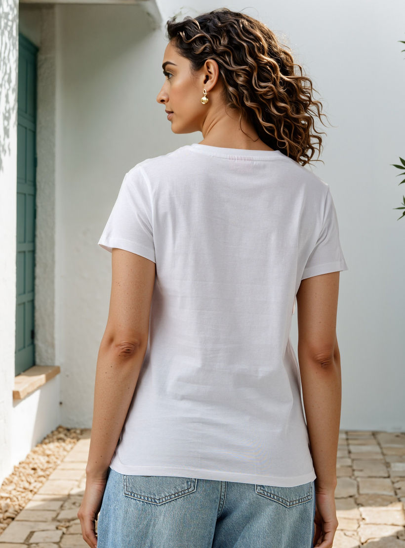 تيشيرت بياقة ضيقة وطبعات-women-clothing-tshirts-image-3