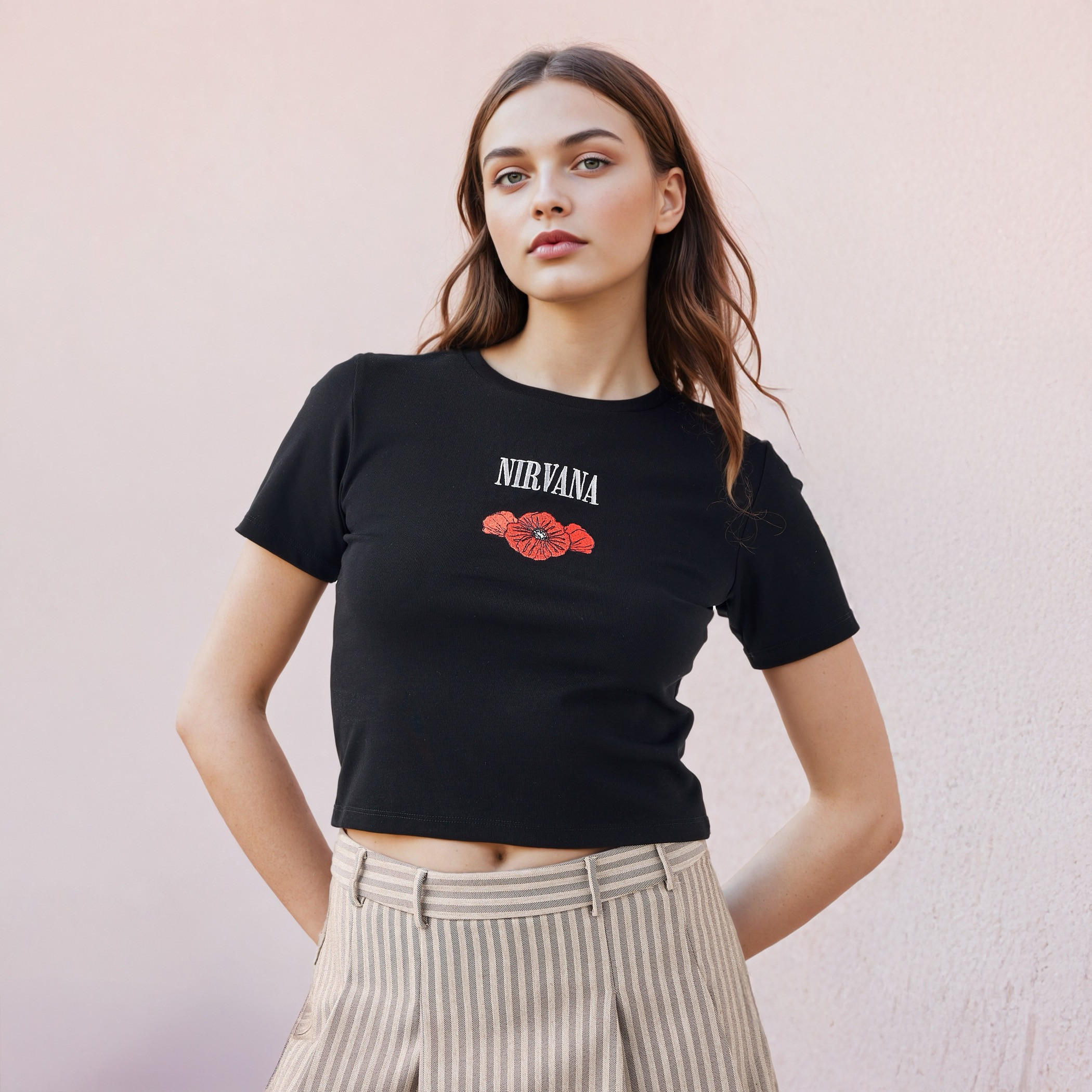 تيشيرت قصير بتطريزات نيرفانا-women-clothing-tshirts-image-5