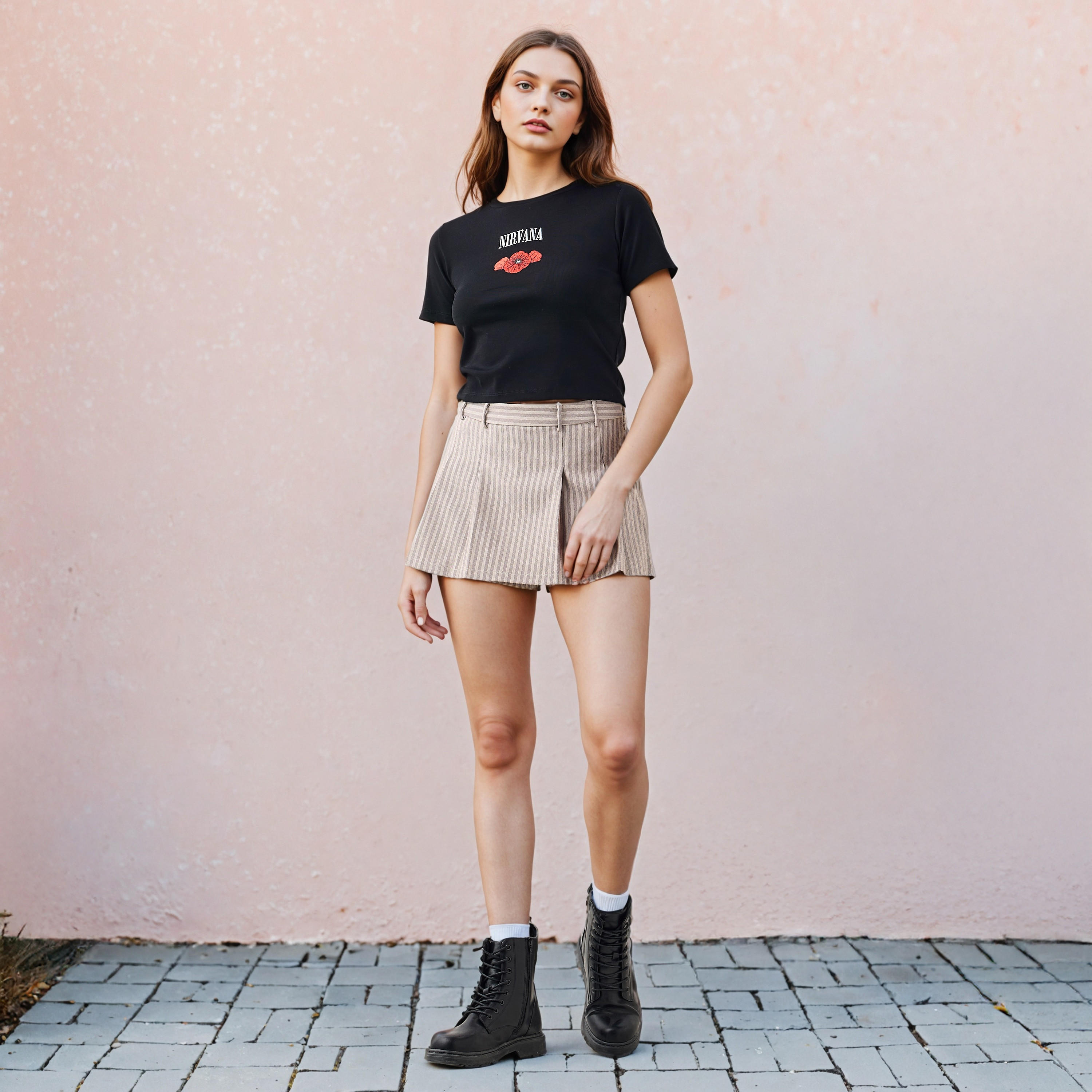 تيشيرت قصير بتطريزات نيرفانا-women-clothing-tshirts-image-4