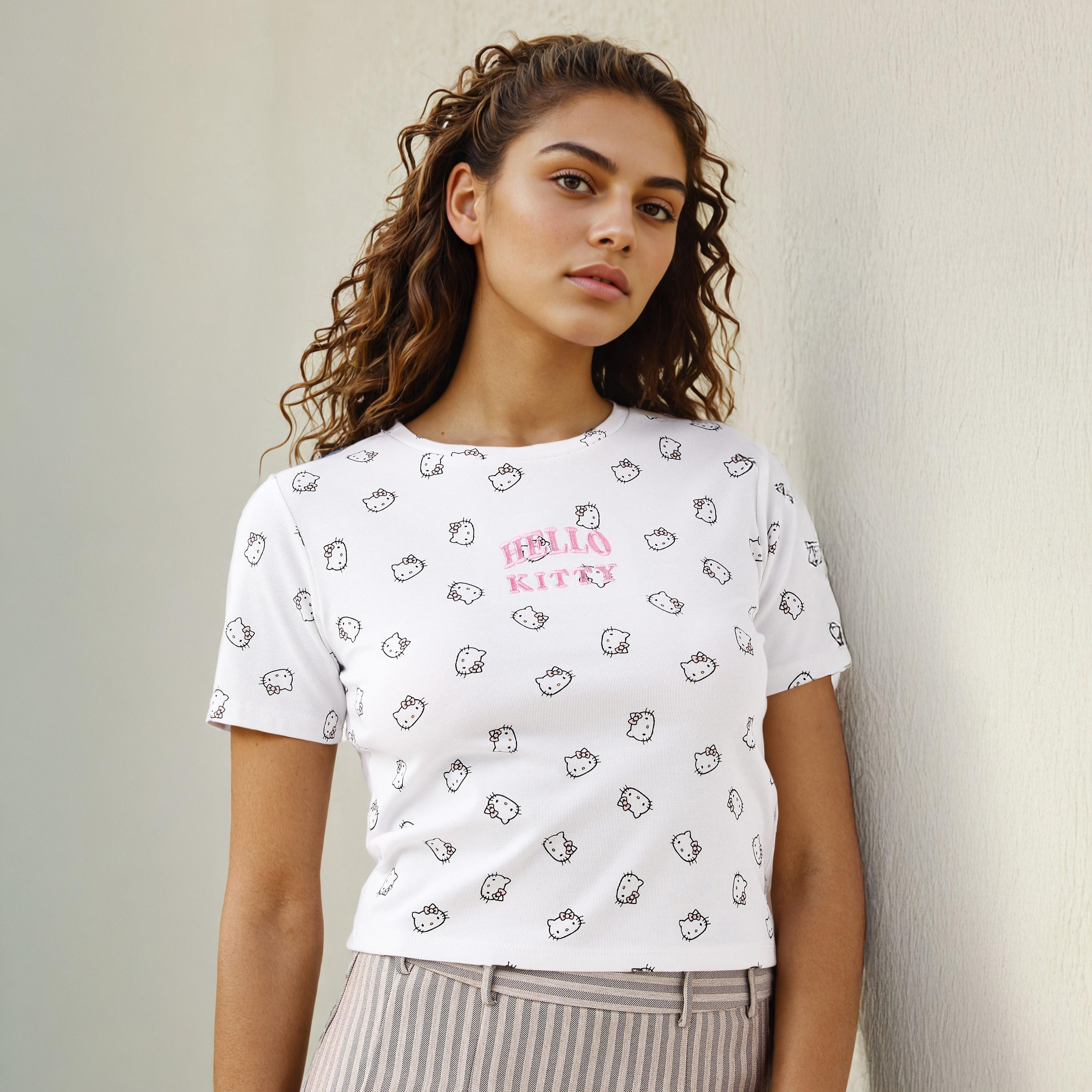 Hello Kitty Print Ribbed Crop T-shirt with Crew Neck-women-clothing-tshirts-image-1