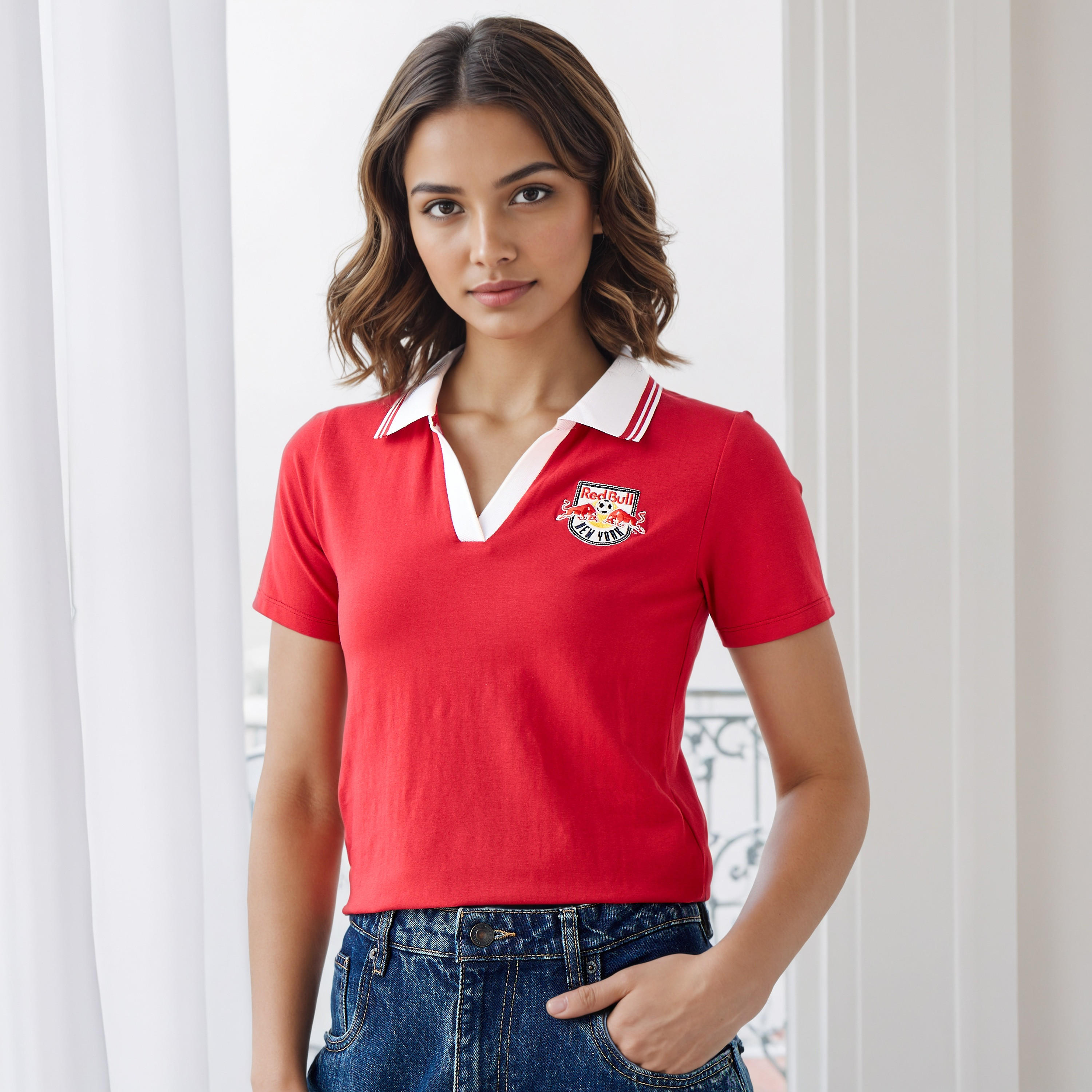 تيشيرت بولو بتطريزات شعار-women-clothing-tshirts-image-1