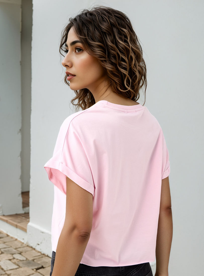 Yale University Cropped T-shirt with Extended Sleeves-women-clothing-tshirts-image-3
