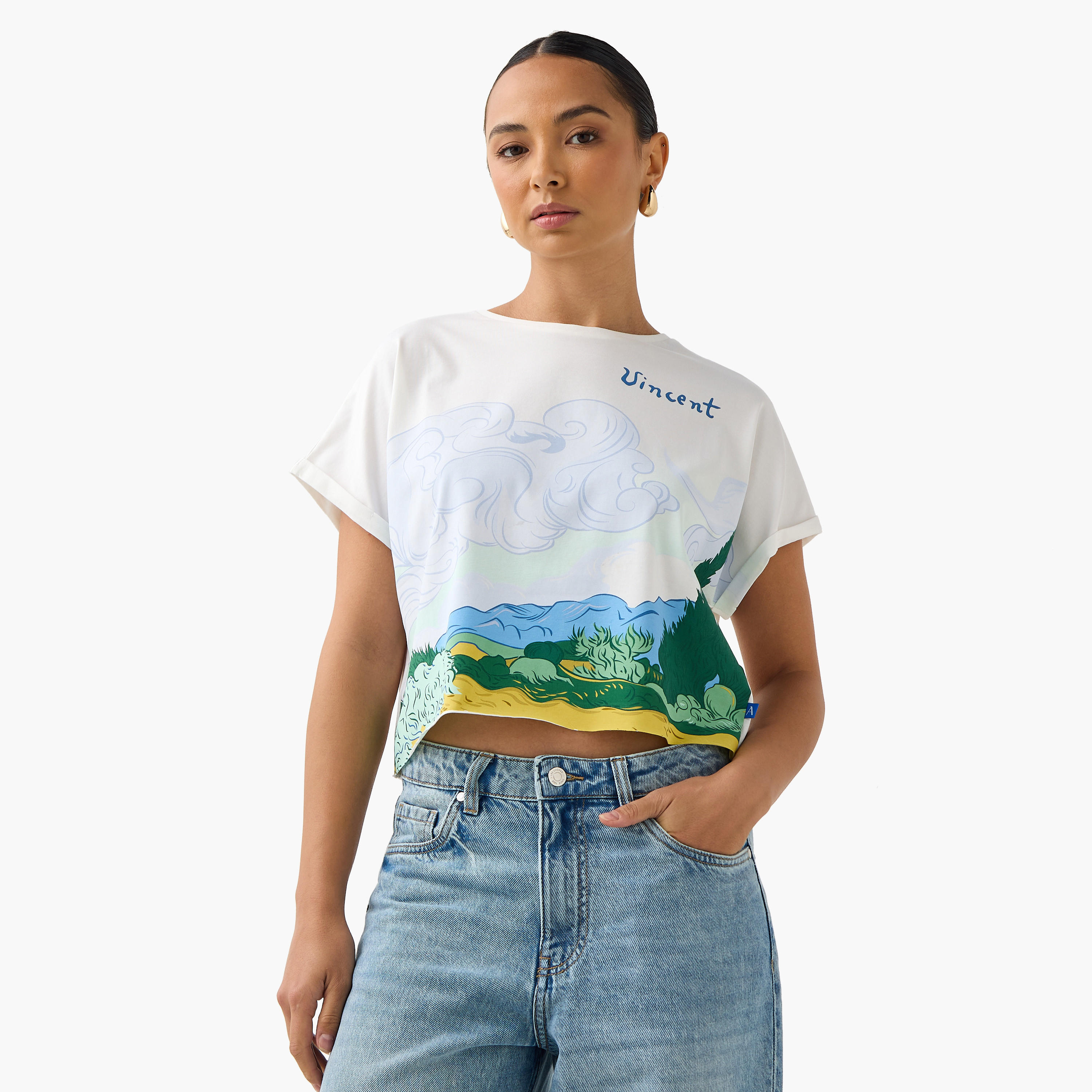 تيشيرت قصير بطبعات فينسنت وأكمام ممتدة-women-clothing-tshirts-image-5