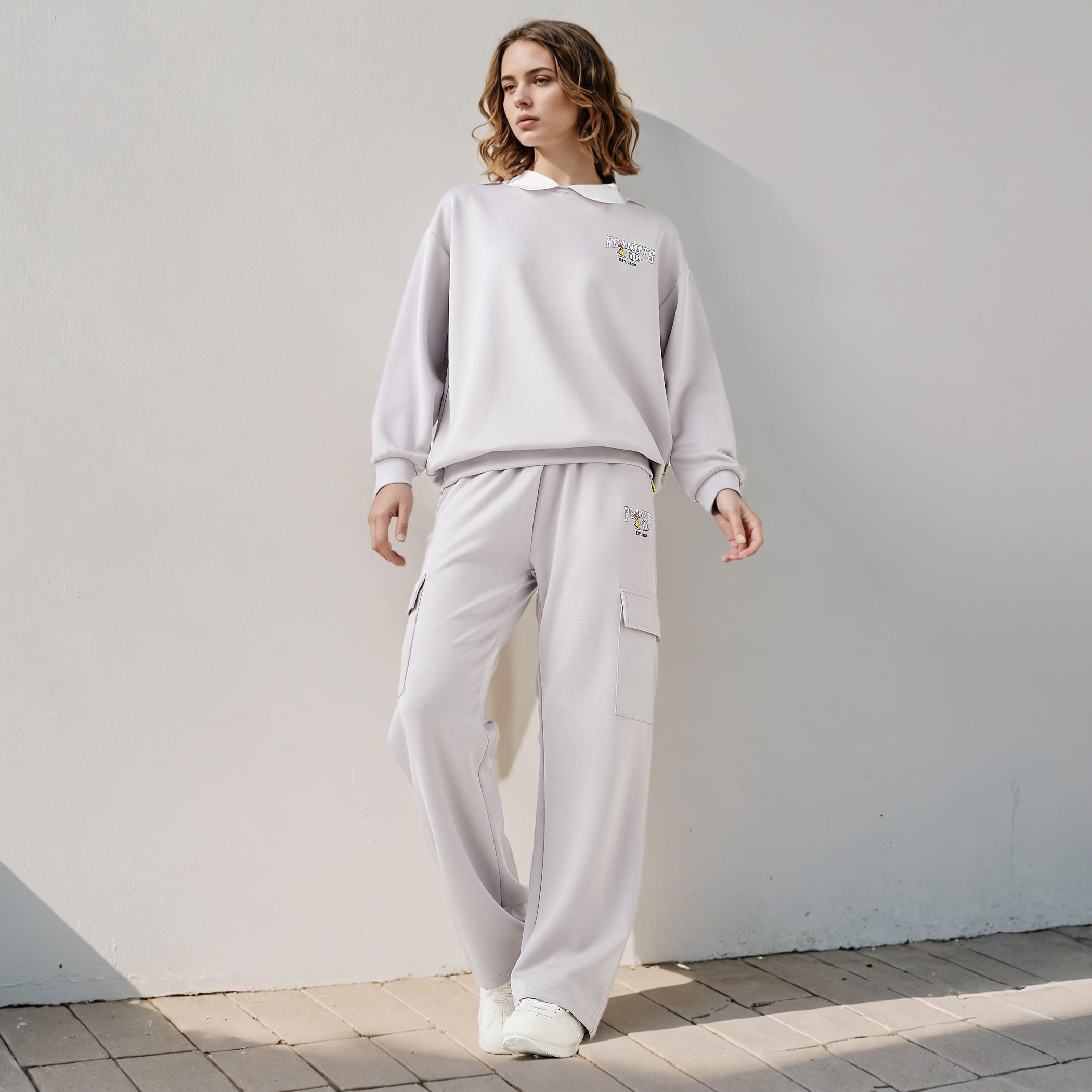 سويت شيرت بياقة وتطريزات-women-winterwear-hoodiesandsweatshirts-sweatshirts-image-4