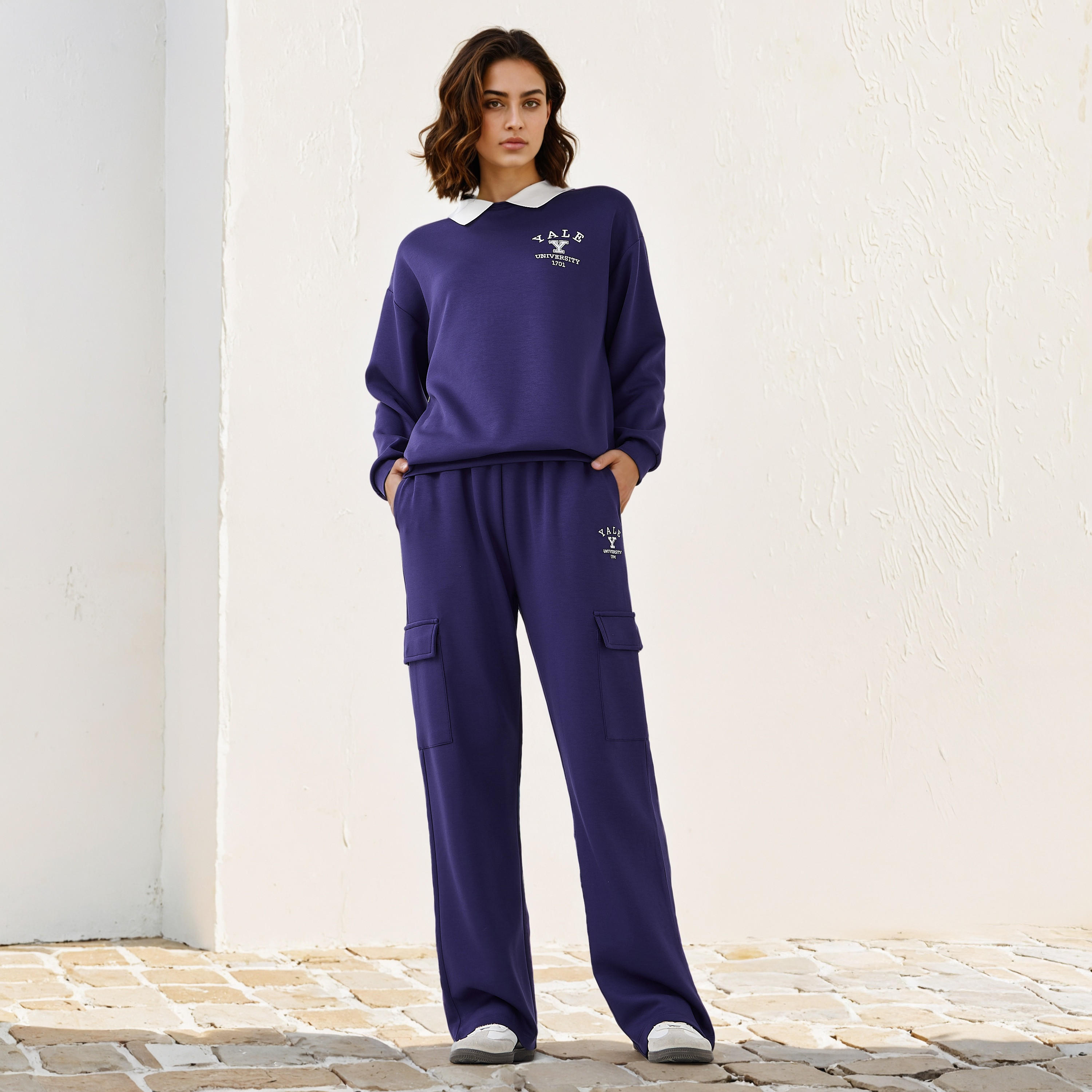 سويت شيرت بياقة متباينة وطبعات من ييل-women-winterwear-hoodiesandsweatshirts-sweatshirts-image-4