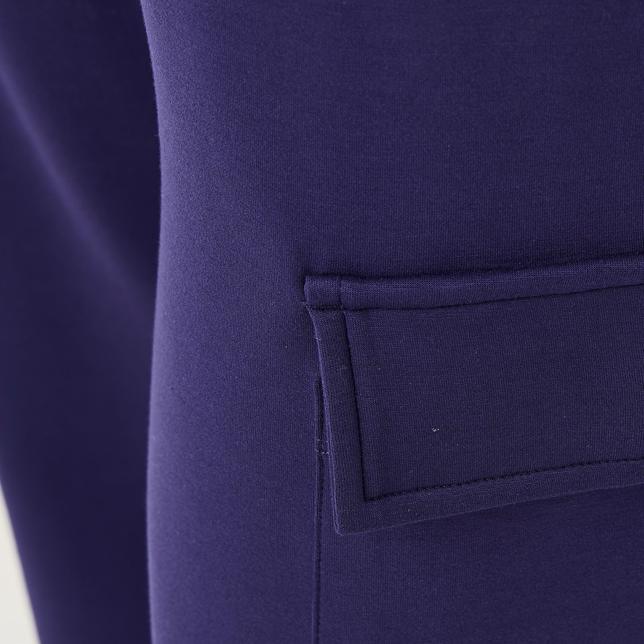بنطلون كارجو رياضي بحزام خصر وطبعات-women-clothing-bottoms-joggers-image-1