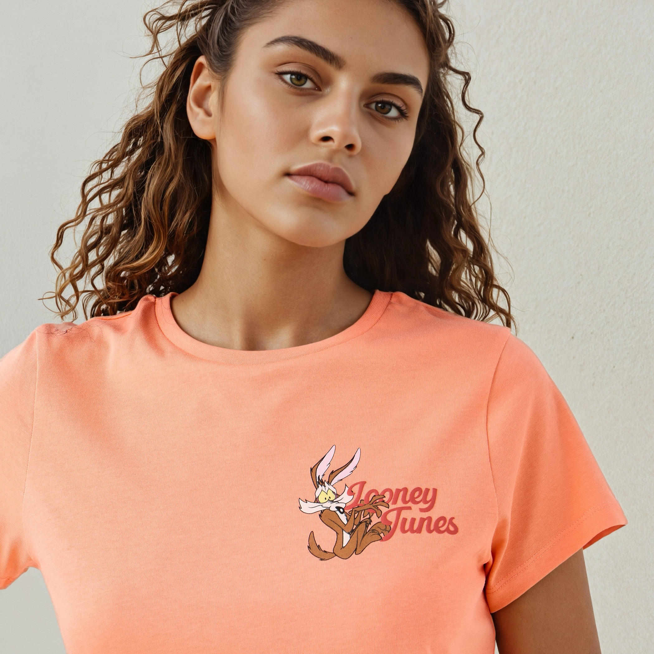 Looney Tunes Print Crew Neck T-shirt-women-clothing-tshirts-image-4