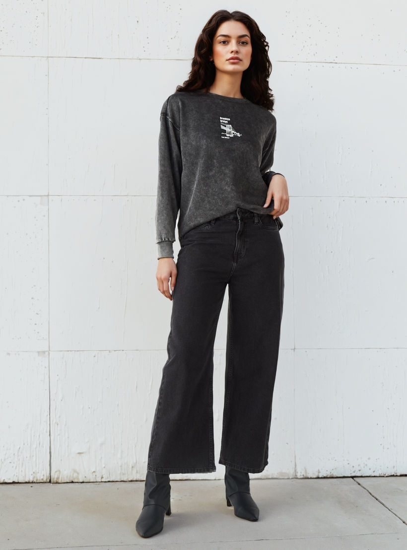 سويت شيرت بطبعات-women-winterwear-hoodiesandsweatshirts-sweatshirts-image-2