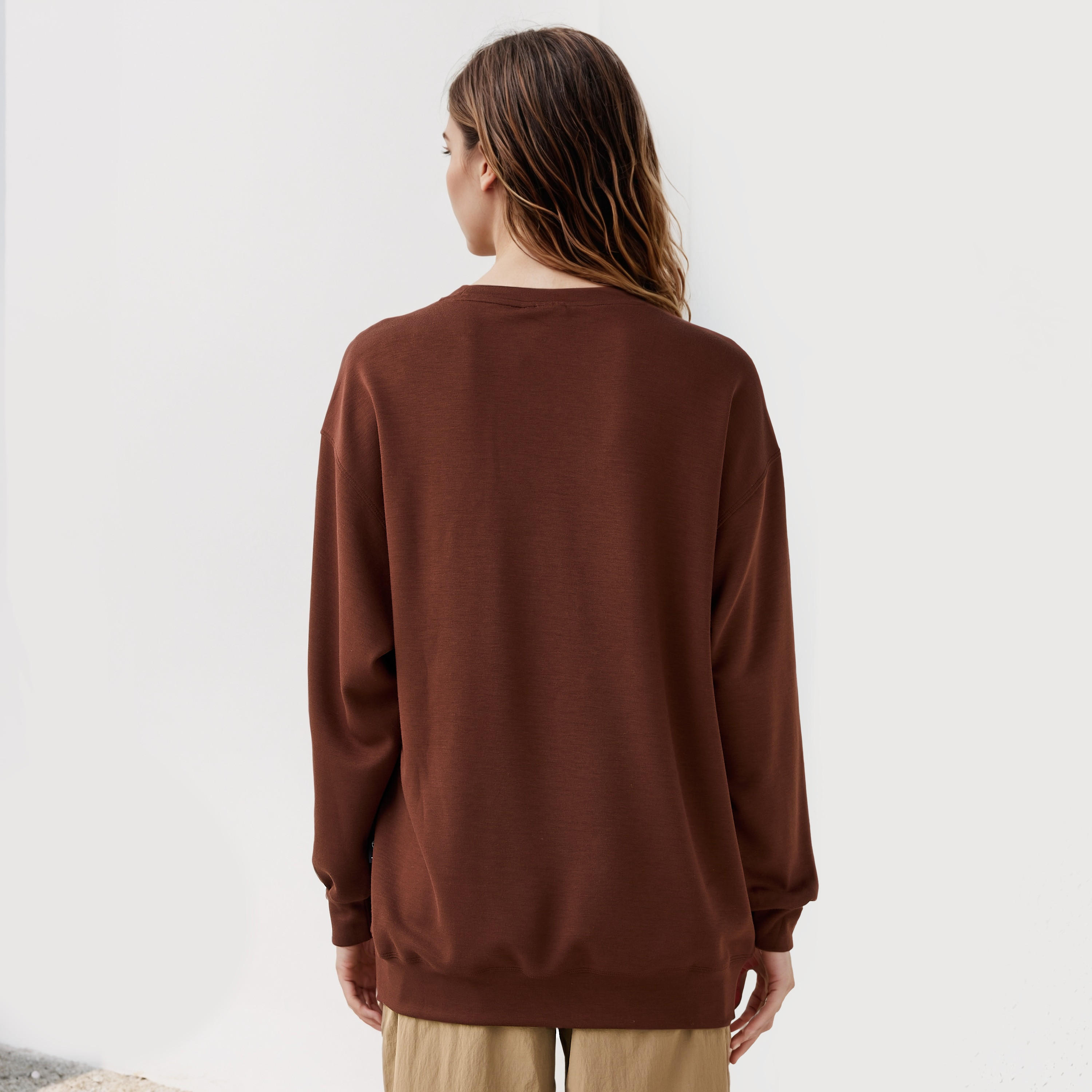 سويت شيرت بتطريز ميكي ماوس-women-winterwear-hoodiesandsweatshirts-sweatshirts-image-3