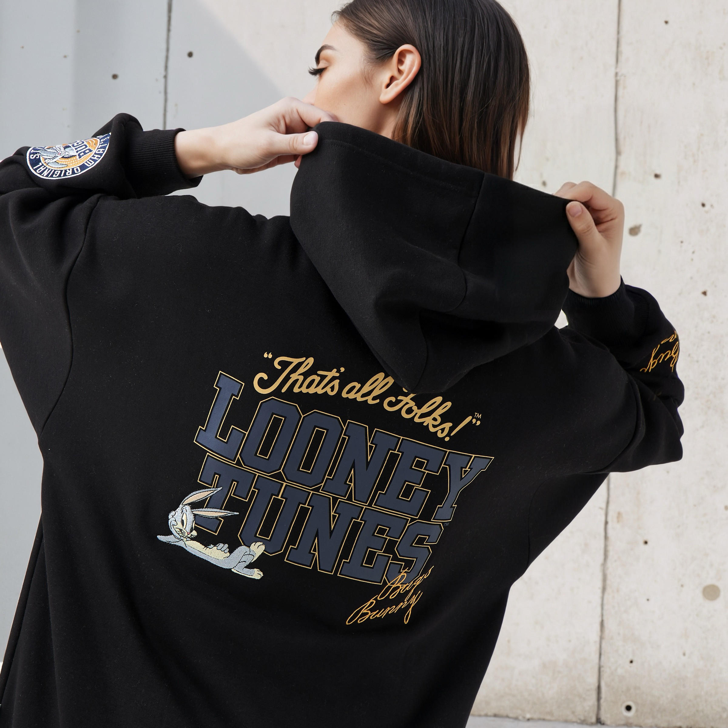 Looney Tunes Oversized Fit Hoodie-women-winterwear-hoodiesandsweatshirts-hoodies-image-6