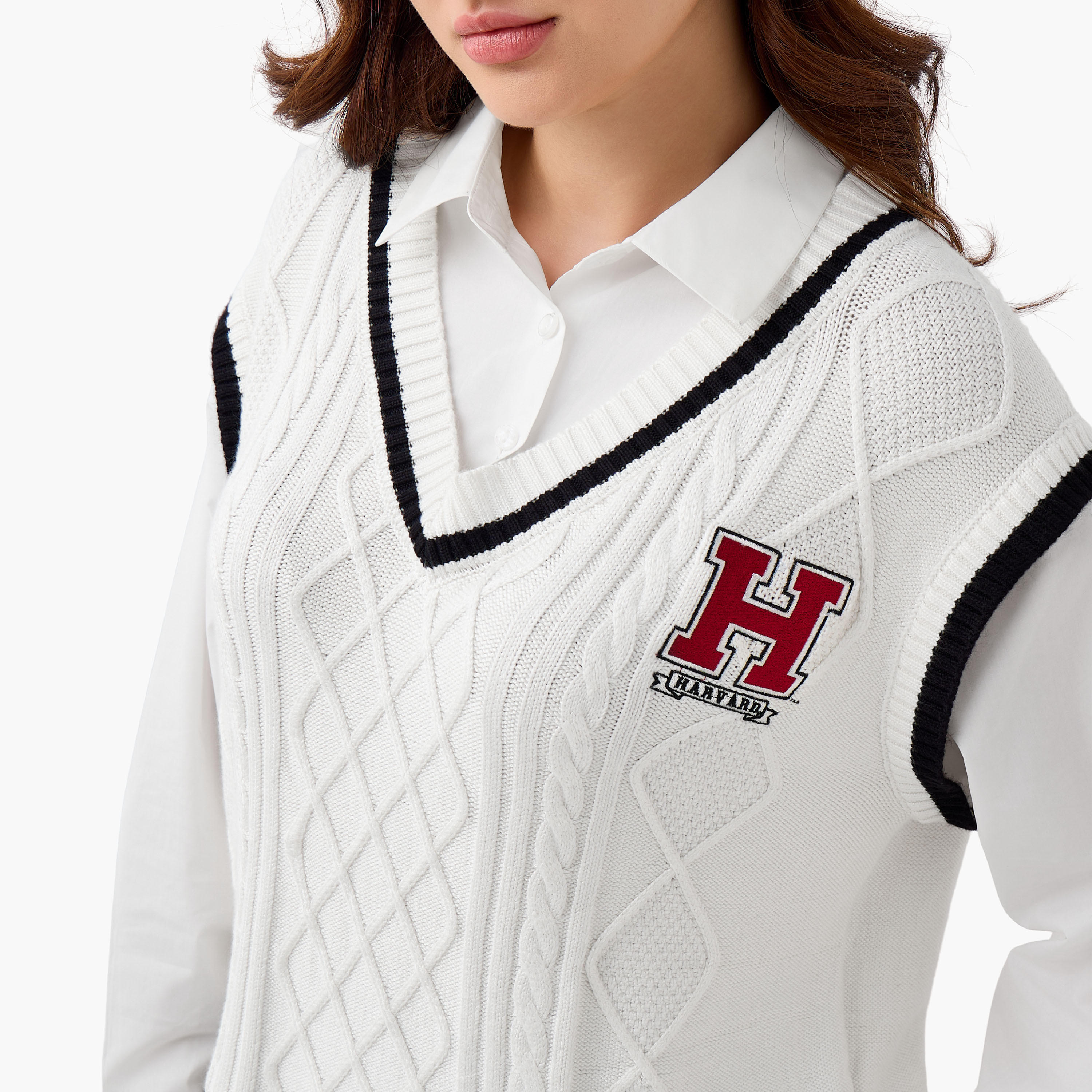 جامبر فارسيتي بتطريز هارفارد وياقة V-women-clothing-cardigansandjumpers-jumpers-image-5
