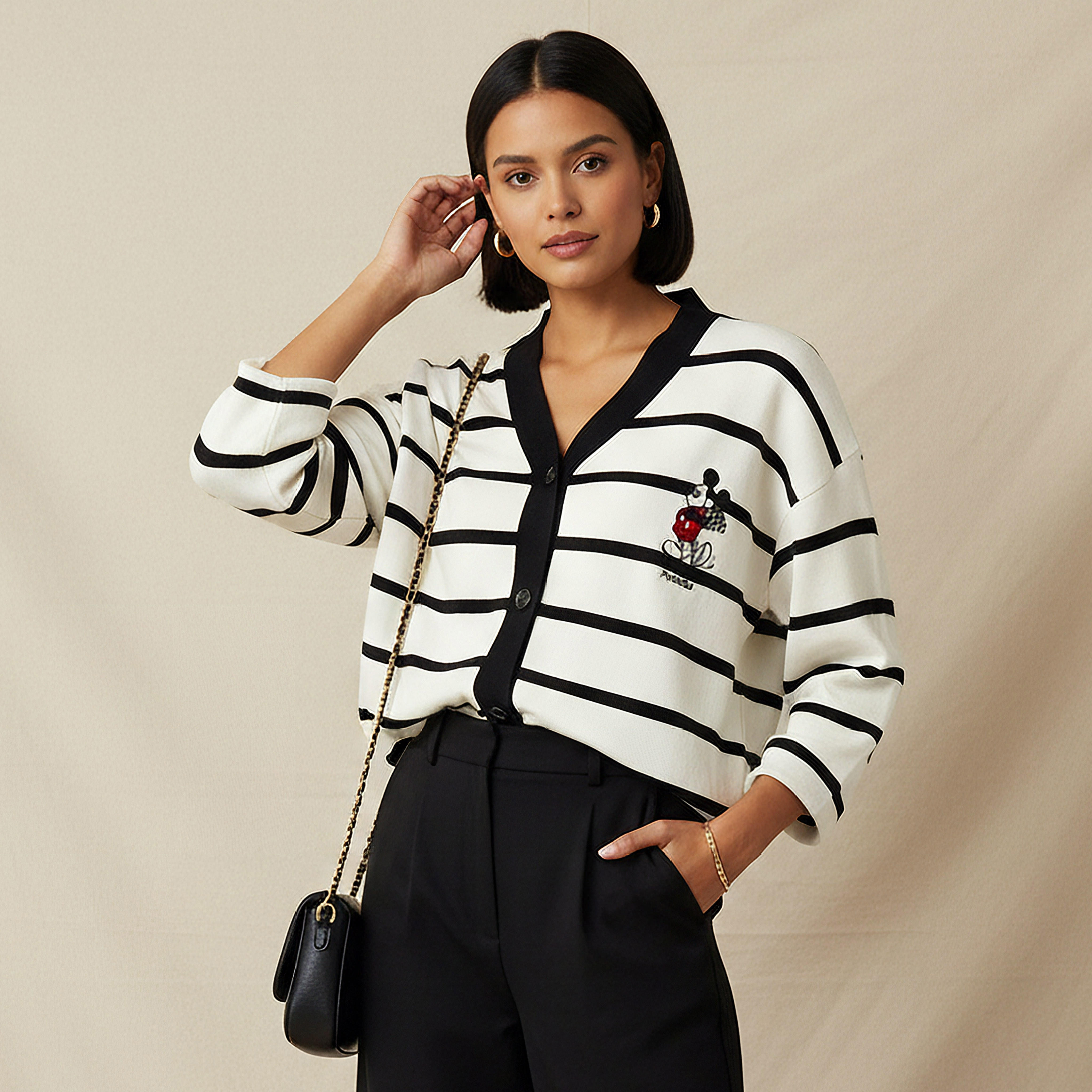 كارديجان واسع بياقة V مخطط-women-winterwear-cardigansandjumpers-cardigans-image-1