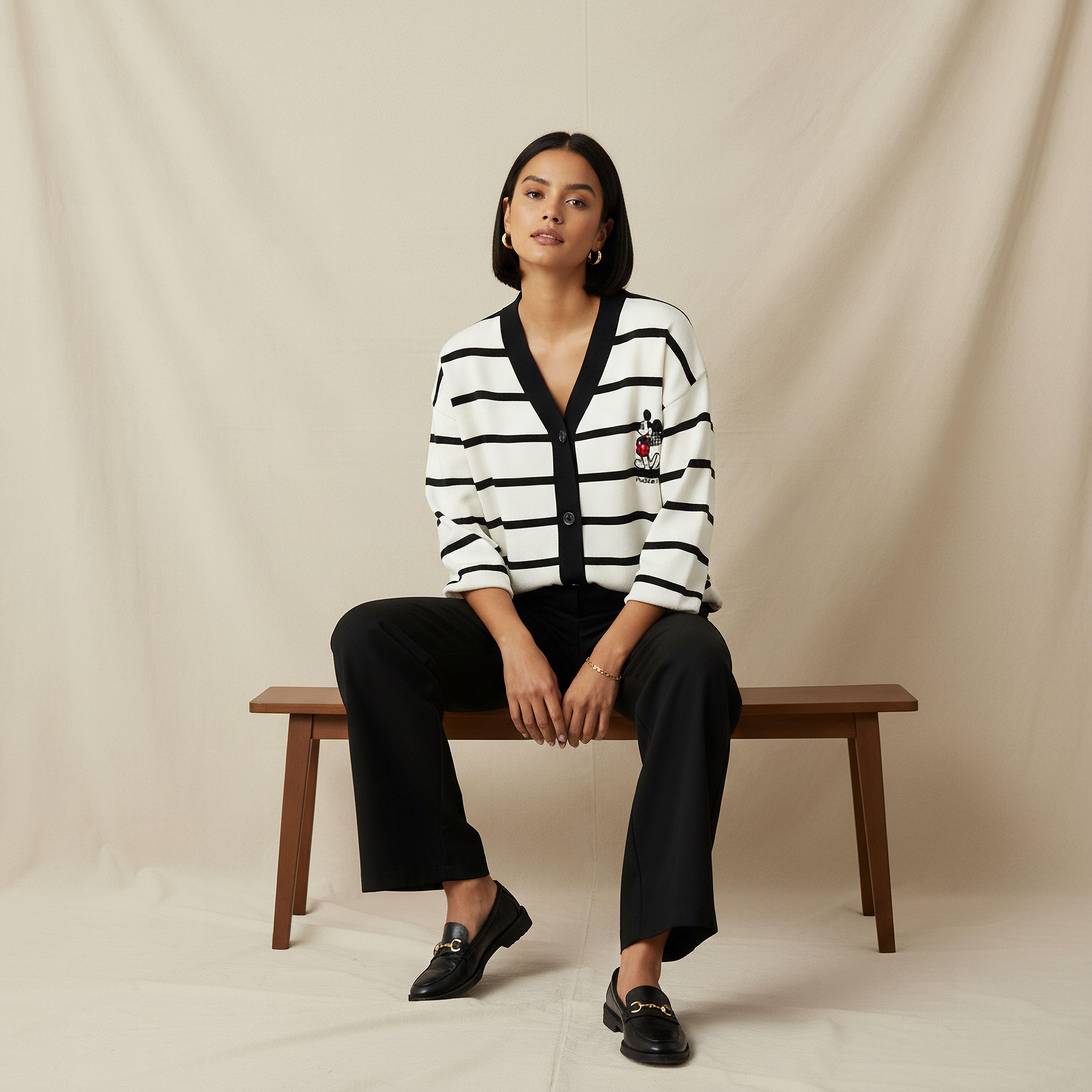 كارديجان واسع بياقة V مخطط-women-winterwear-cardigansandjumpers-cardigans-image-5