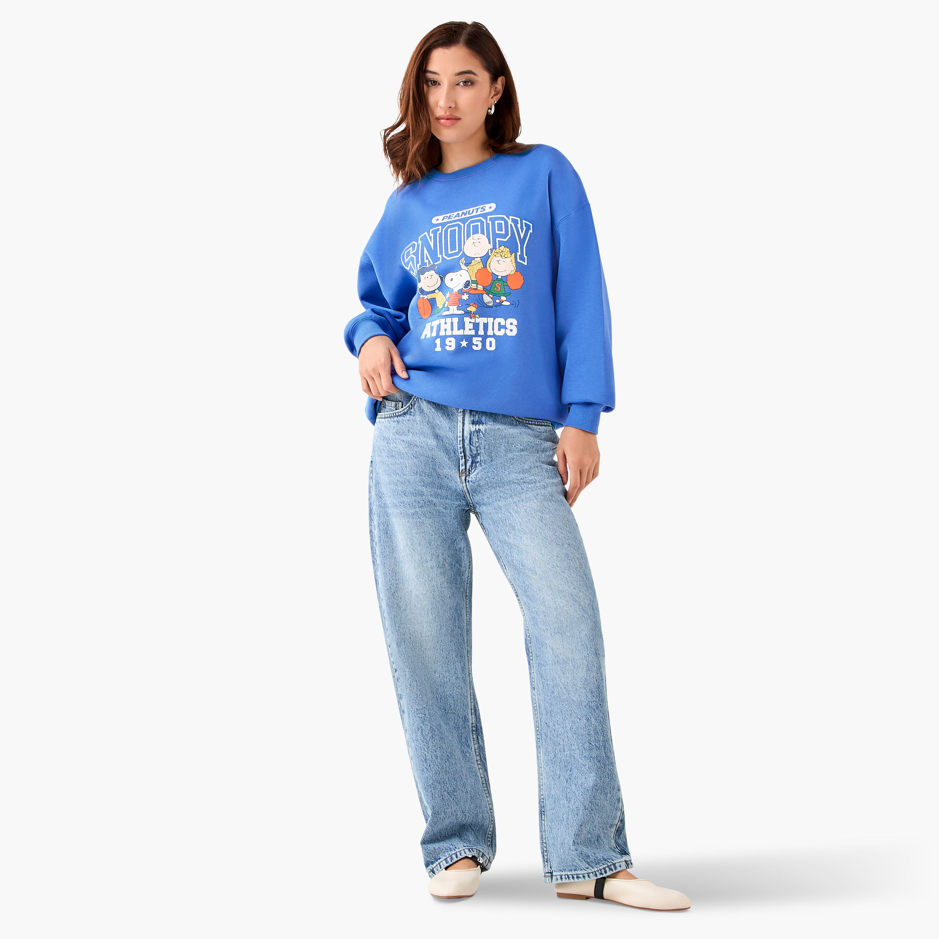 Snoopy Sweatshirt with Drop Shoulder-women-winterwear-hoodiesandsweatshirts-sweatshirts-image-2